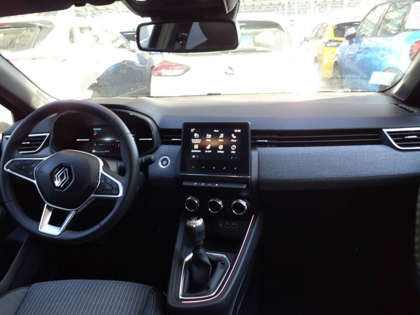 RENAULT - CLIO V - #333177 - 4