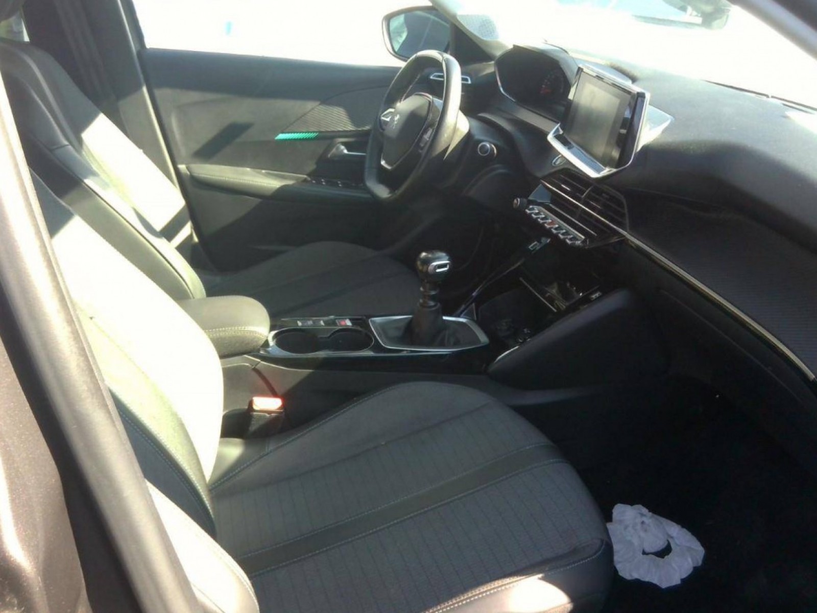 PEUGEOT - 208 - #359480 - 5