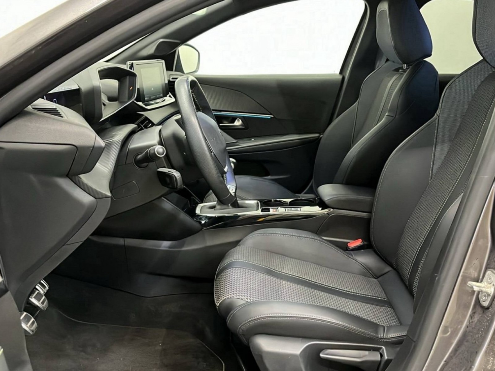 PEUGEOT - 208 - #315851 - 67