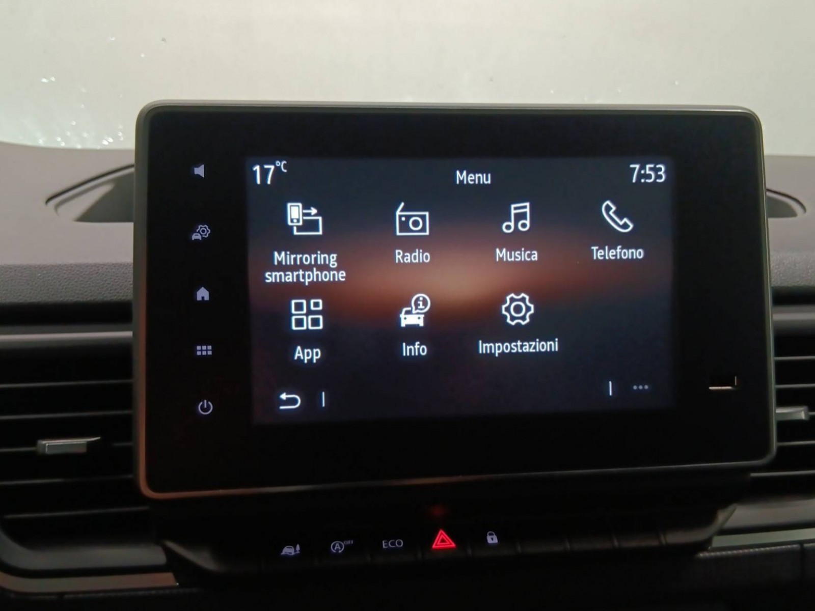 RENAULT - TRAFIC FOURGON - #189031 - 28