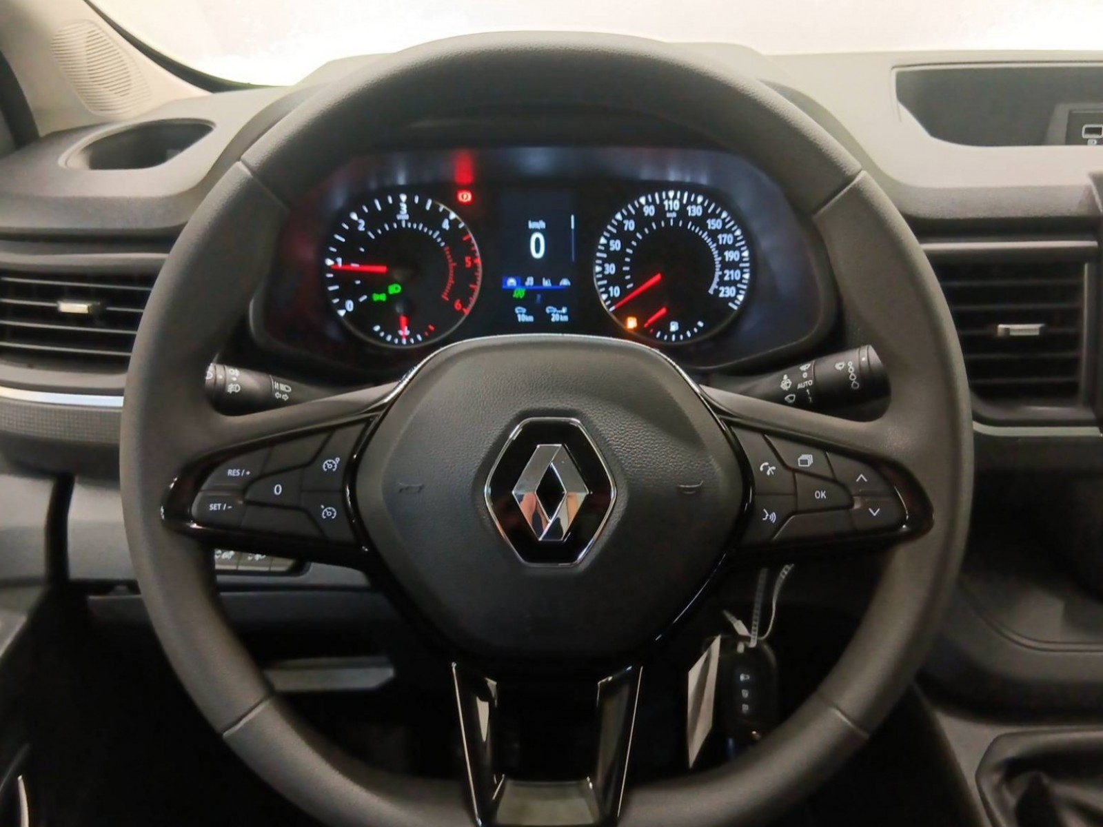 RENAULT - TRAFIC FOURGON - #189031 - 27