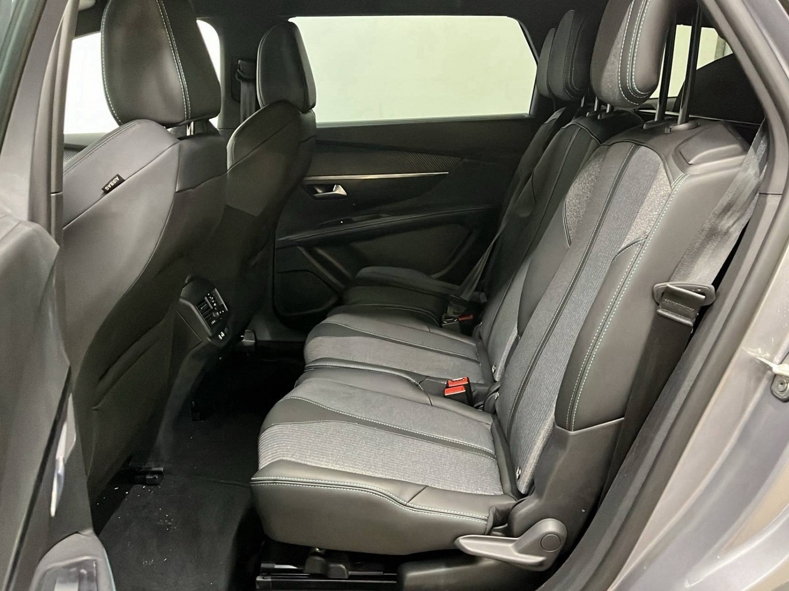PEUGEOT - 5008 - #333143 - 8