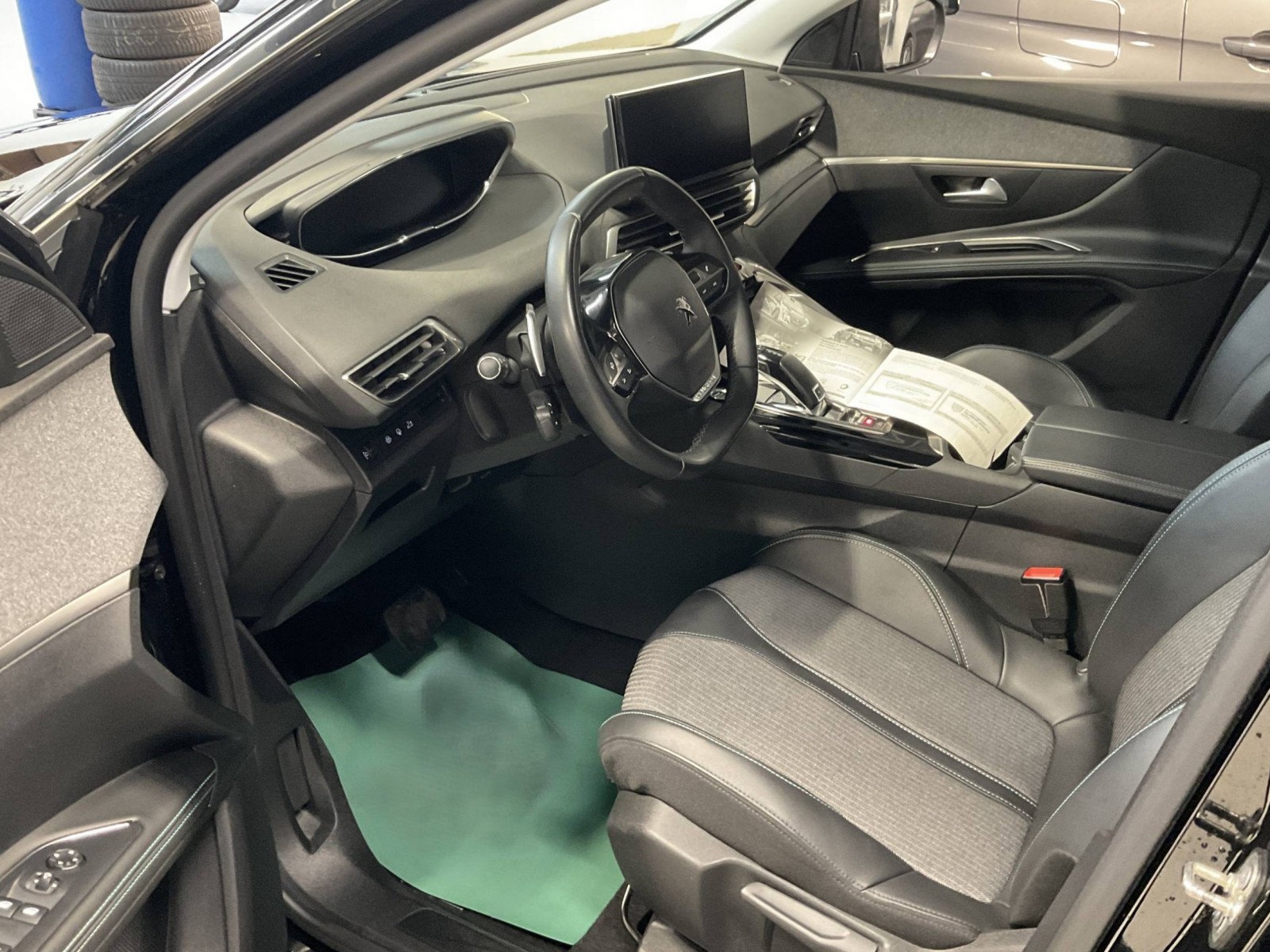 PEUGEOT - 5008 - #198600 - 25