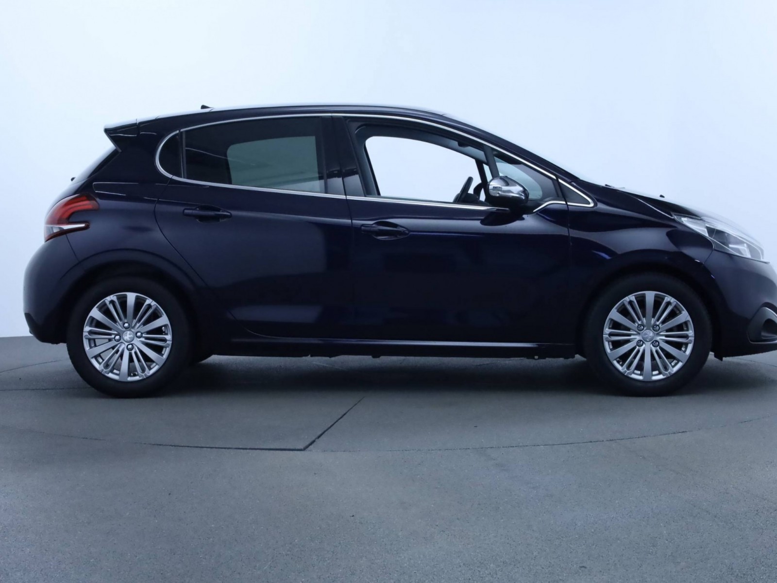 PEUGEOT - 208 - #198602 - 18