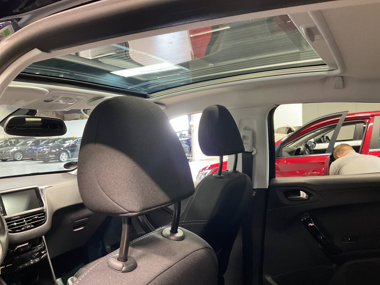 PEUGEOT - 208 - #198602 - 8