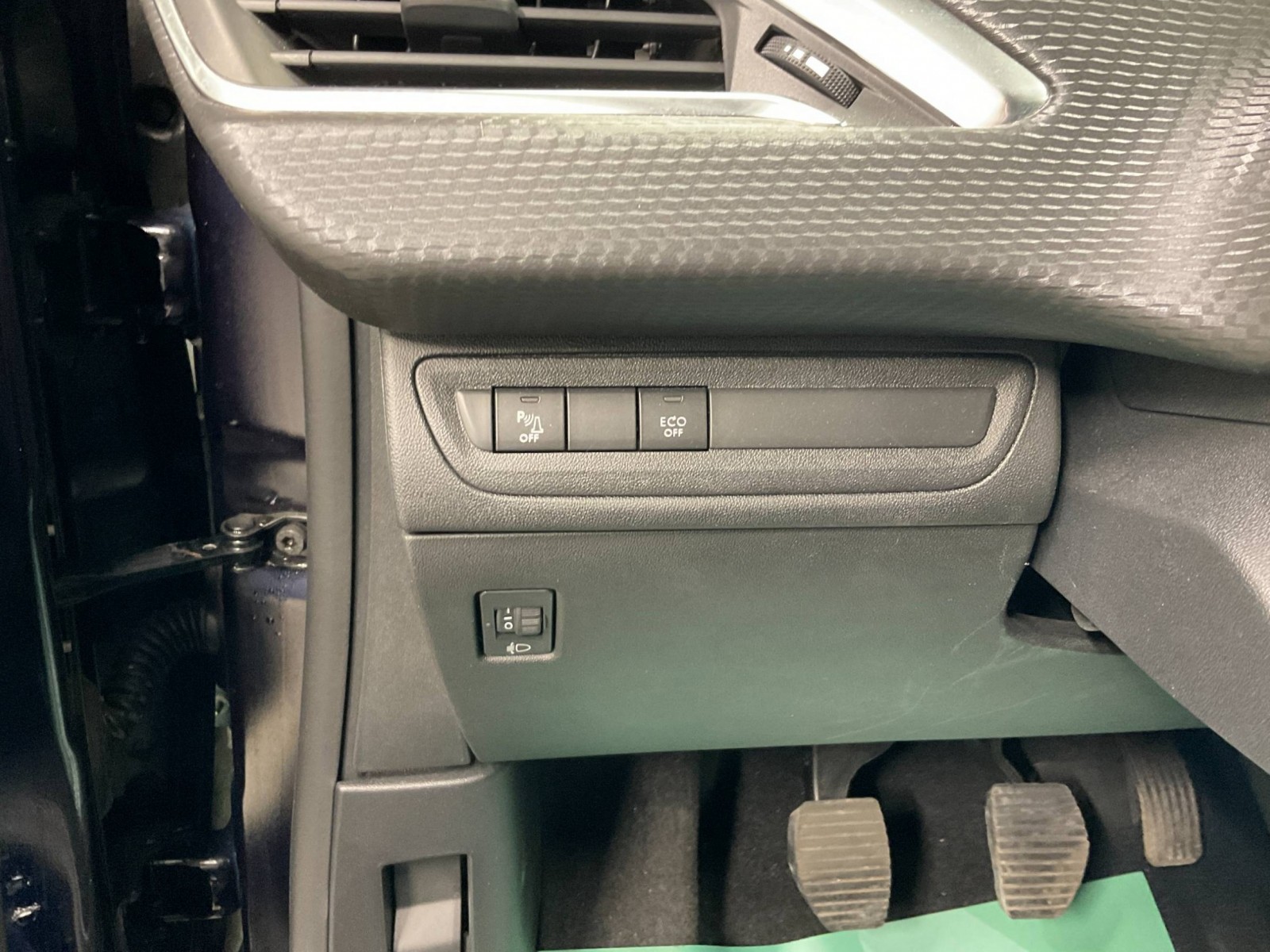 PEUGEOT - 208 - #198602 - 26