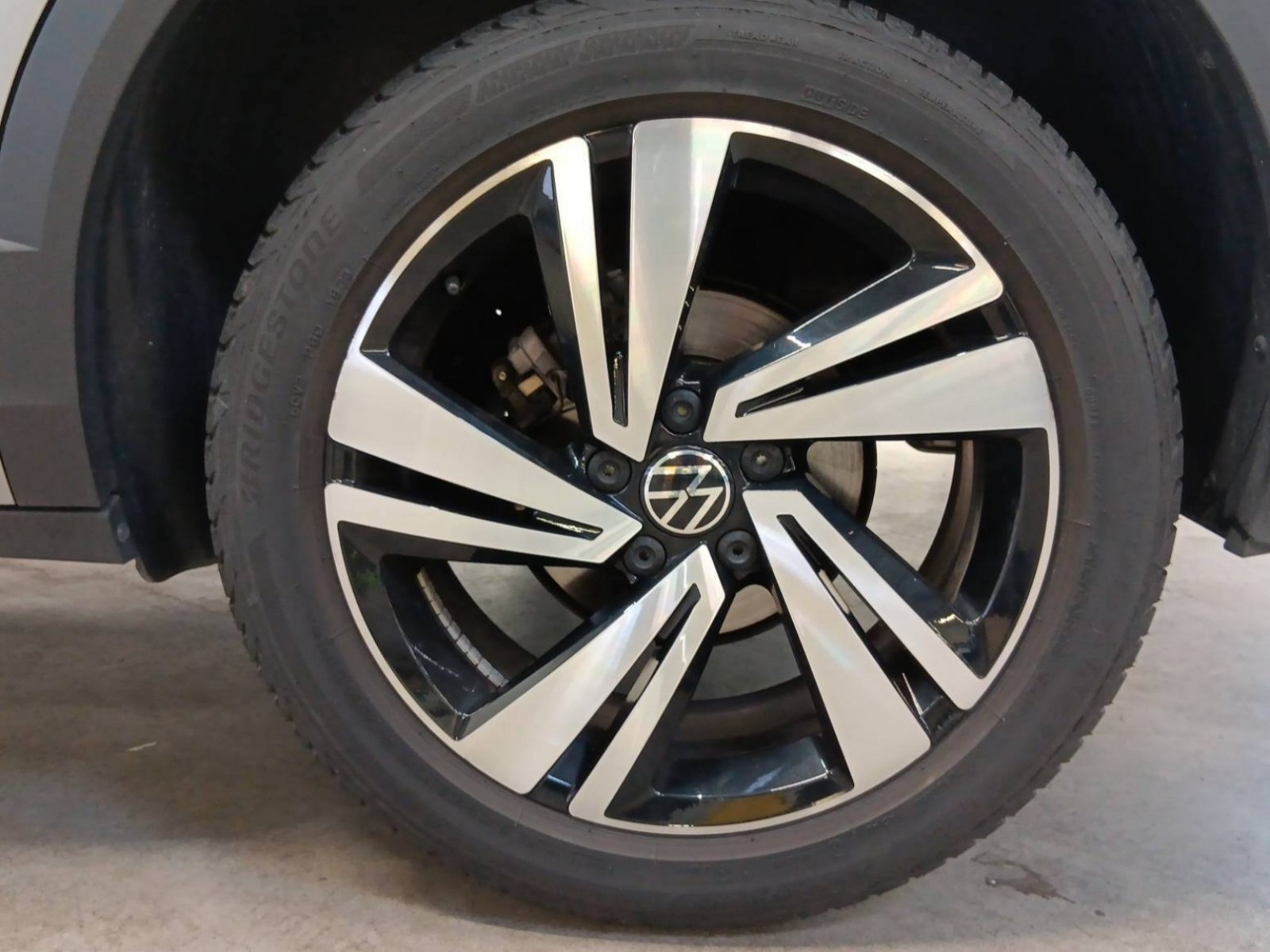 VOLKSWAGEN - T-ROC - #182655 - 6