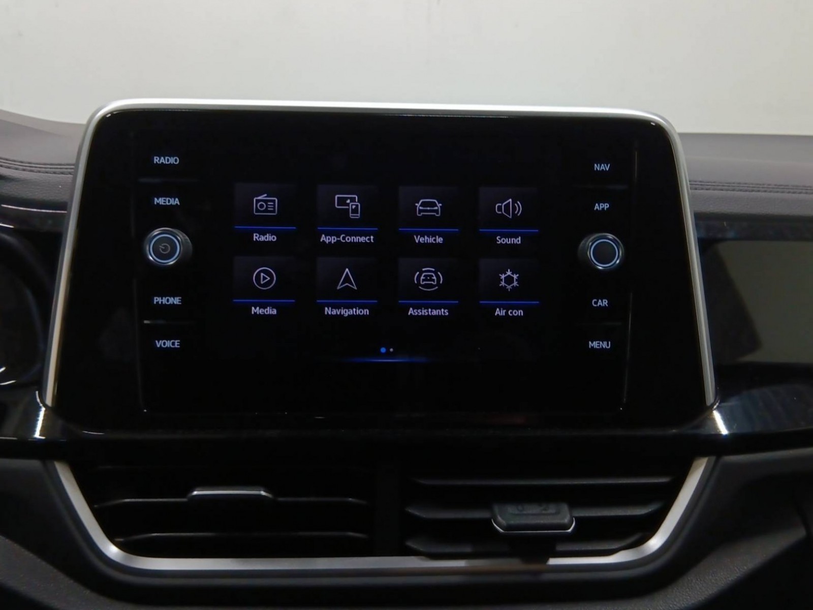 VOLKSWAGEN - T-ROC - #182655 - 11