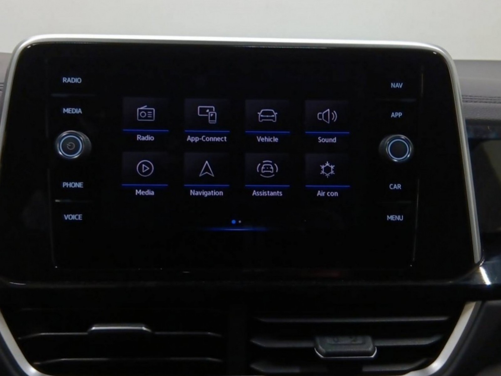 VOLKSWAGEN - T-ROC - #182657 - 27