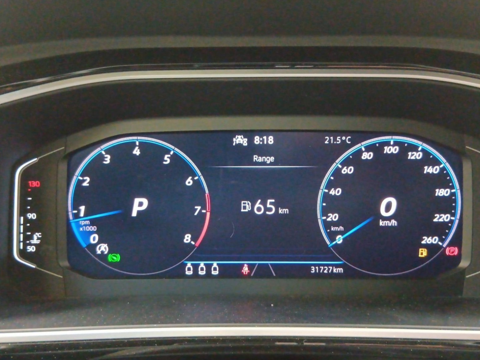 VOLKSWAGEN - T-ROC - #182620 - 29