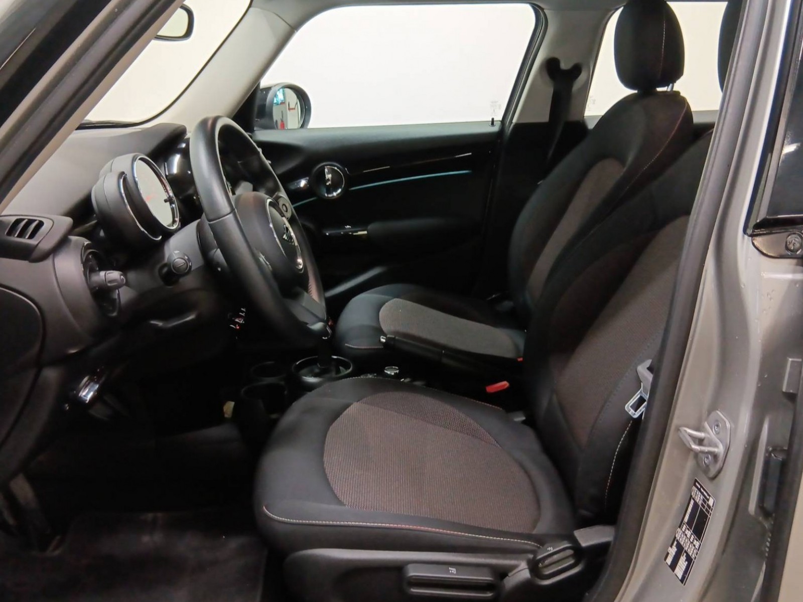 MINI - HATCH 5 PORTES F55 LCI II - #193575 - 24