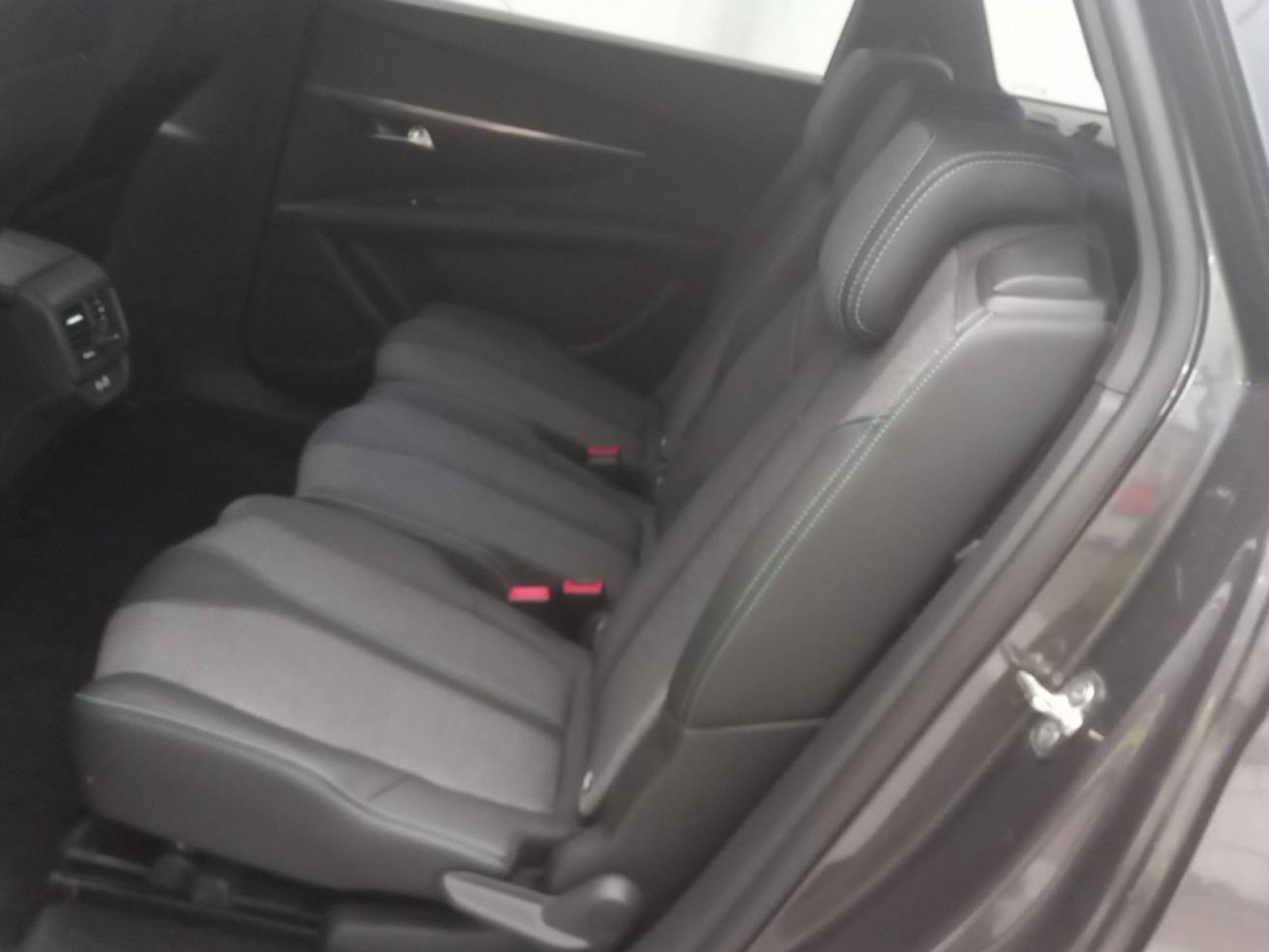 PEUGEOT - 5008 - #337419 - 8