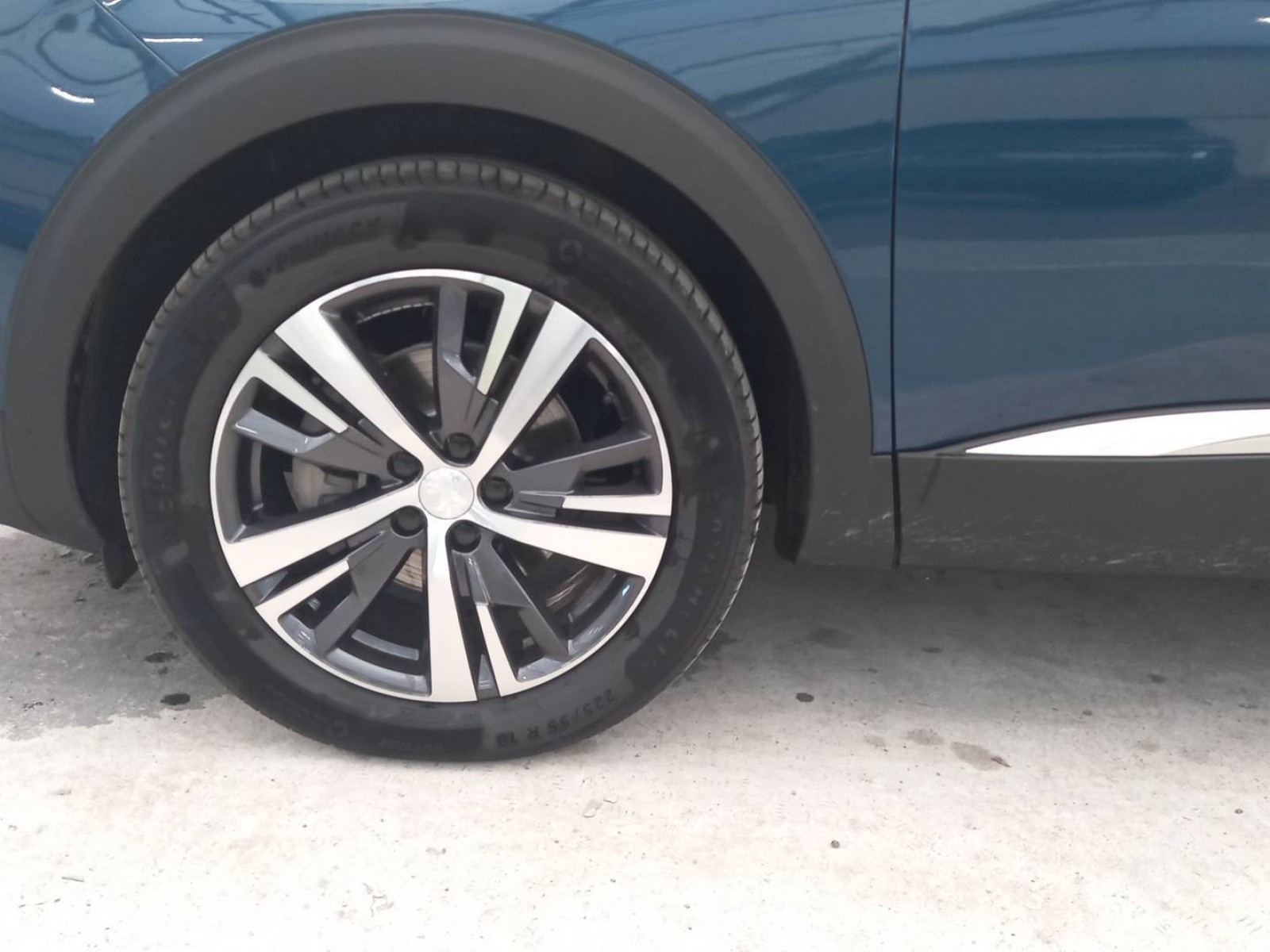 PEUGEOT - 5008 - #337429 - 6
