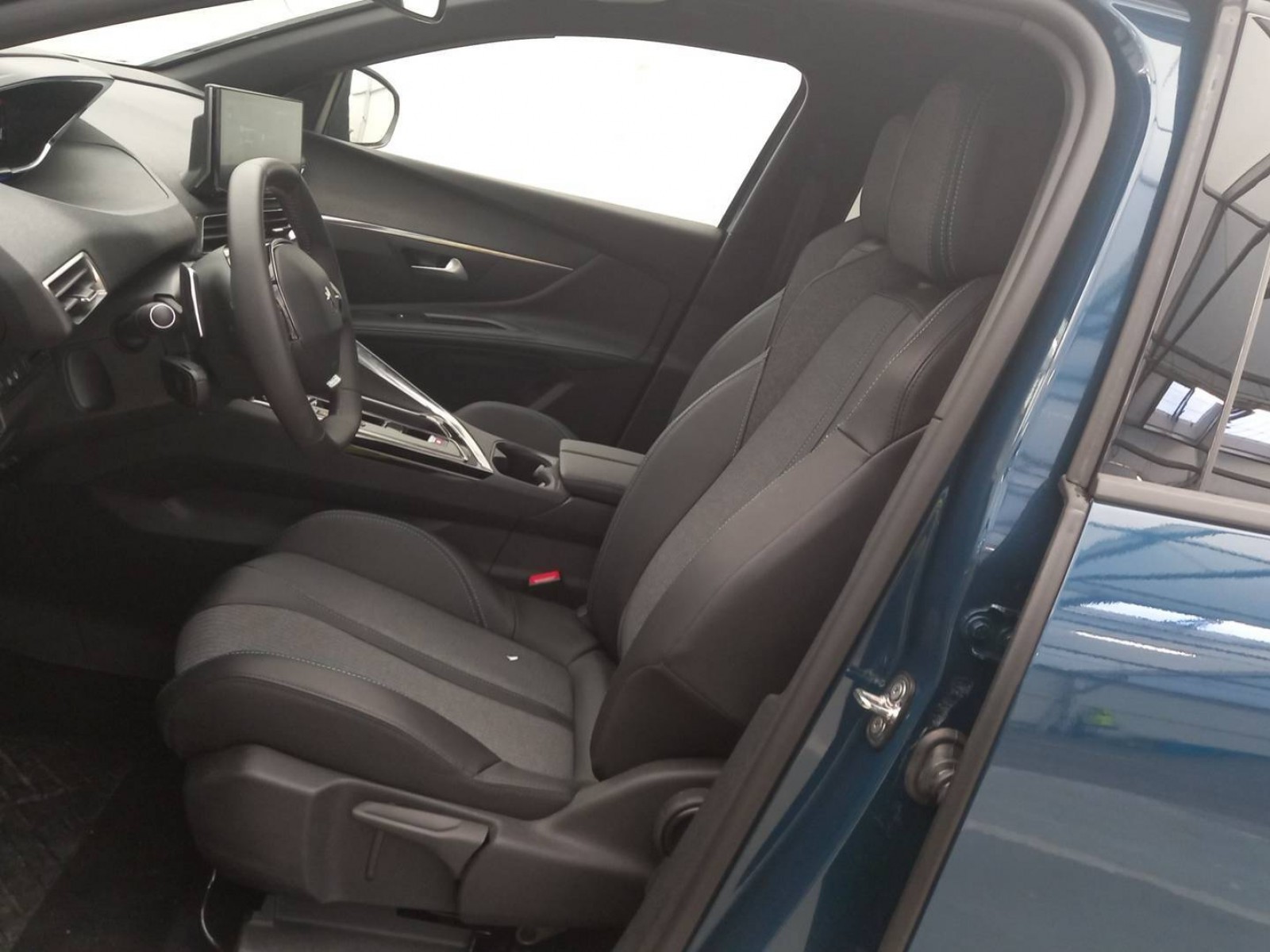 PEUGEOT - 5008 - #337429 - 7