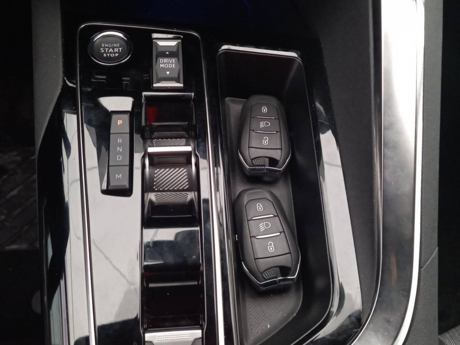 PEUGEOT - 5008 - #337426 - 13
