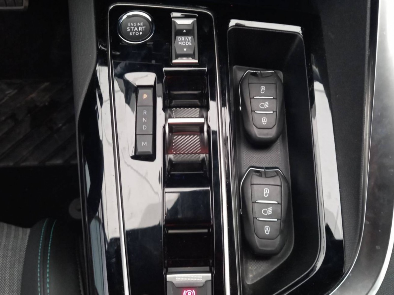 PEUGEOT - 5008 - #337423 - 13