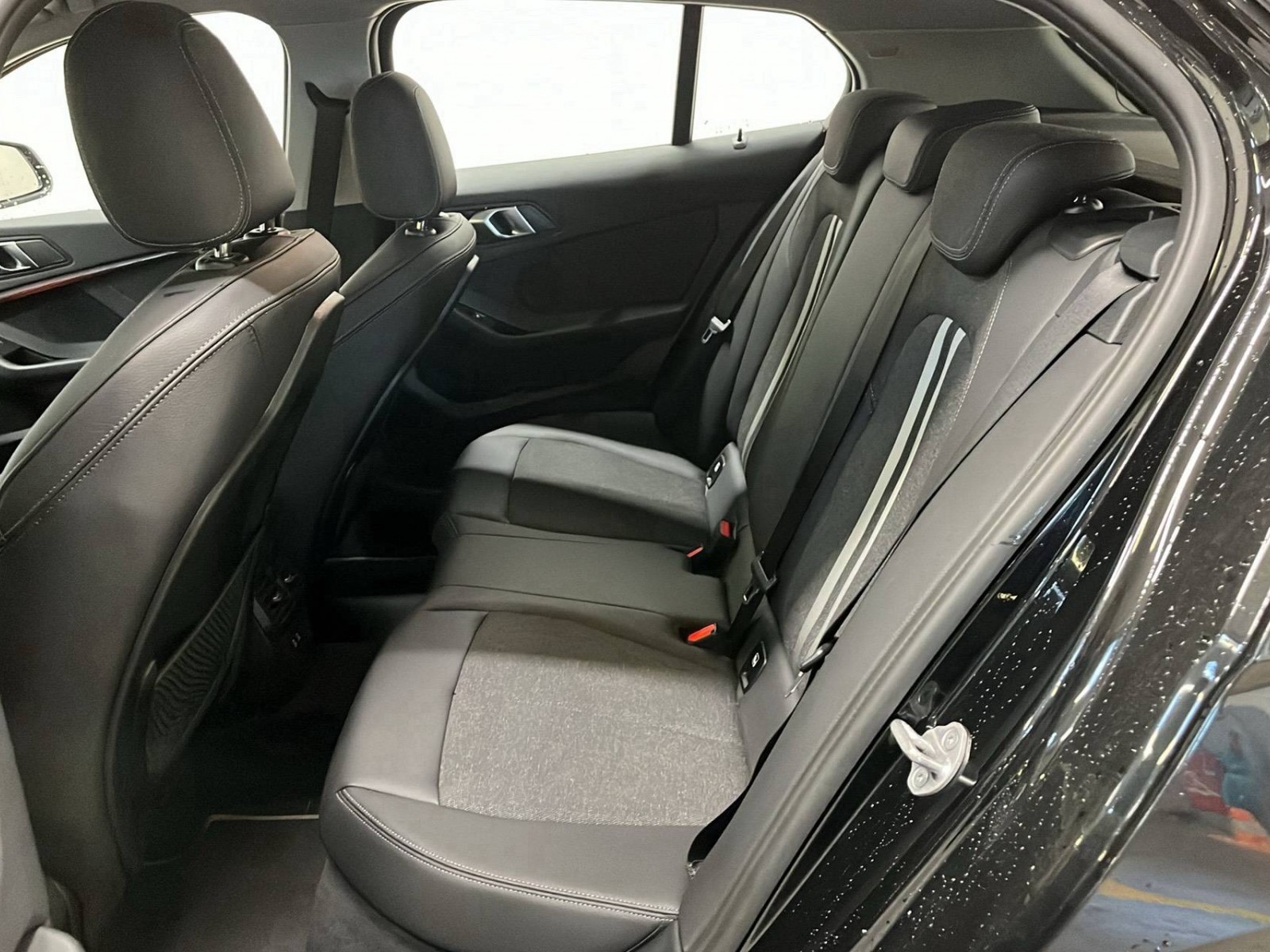 BMW - SERIE 1 F40 - #189012 - 8