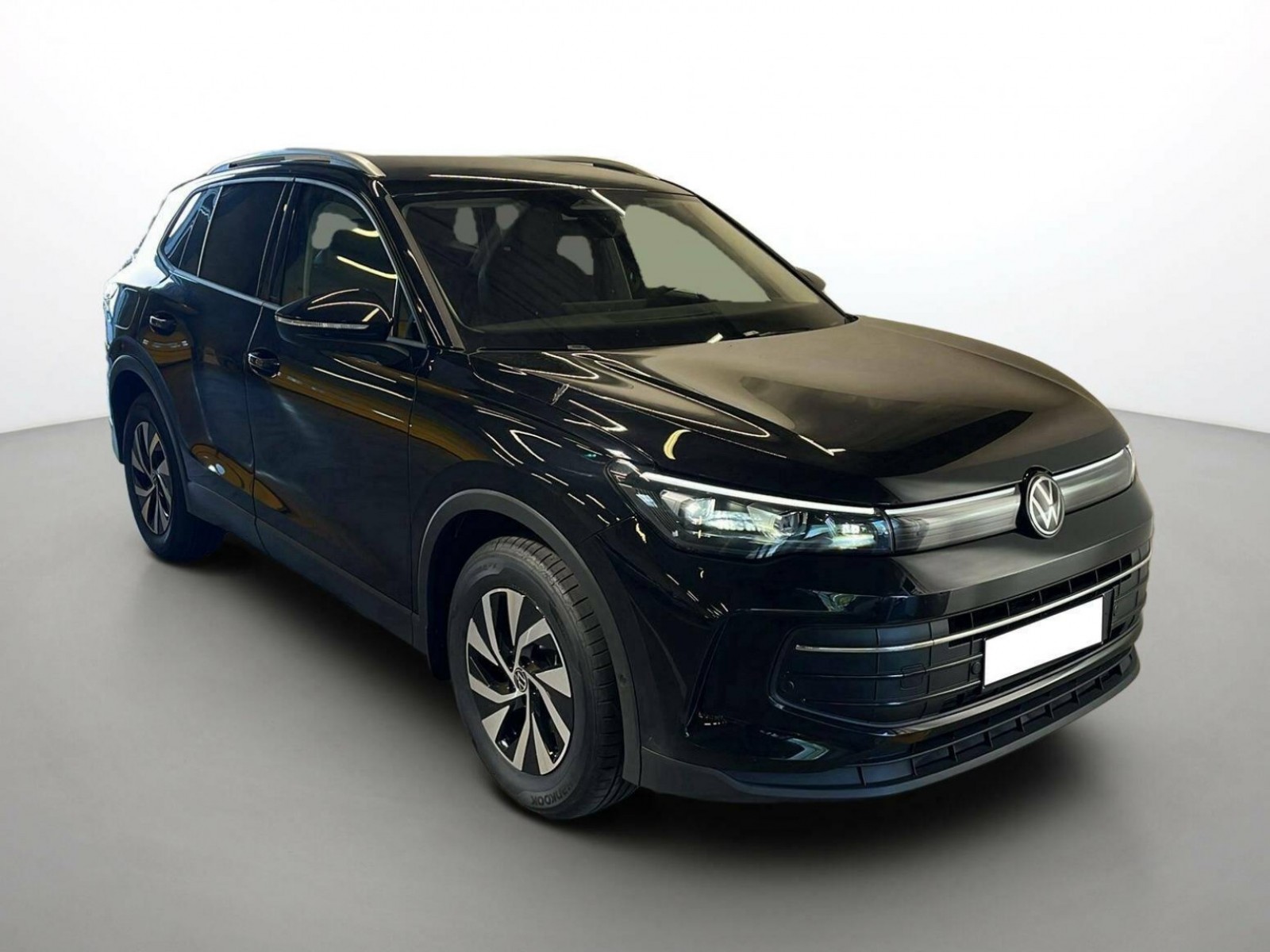 VOLKSWAGEN - TIGUAN - #189857 - 1