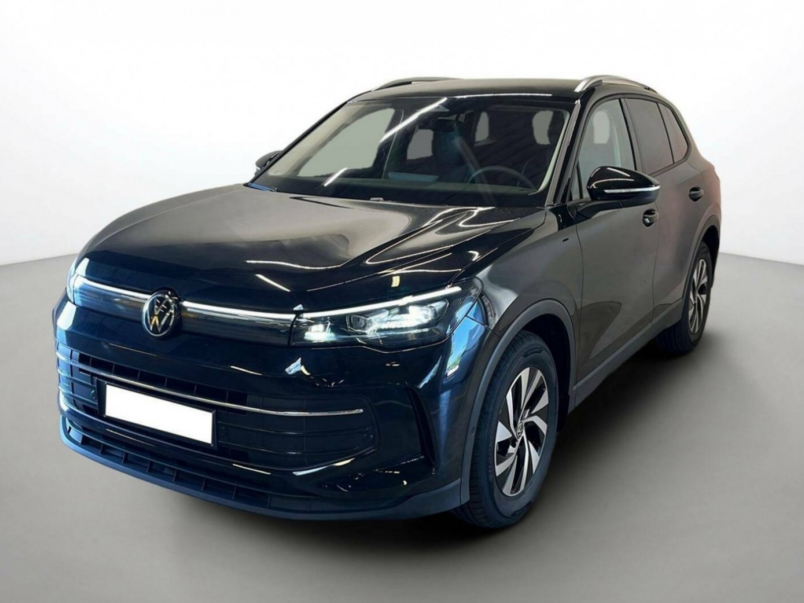 VOLKSWAGEN - TIGUAN - #189861 - 18