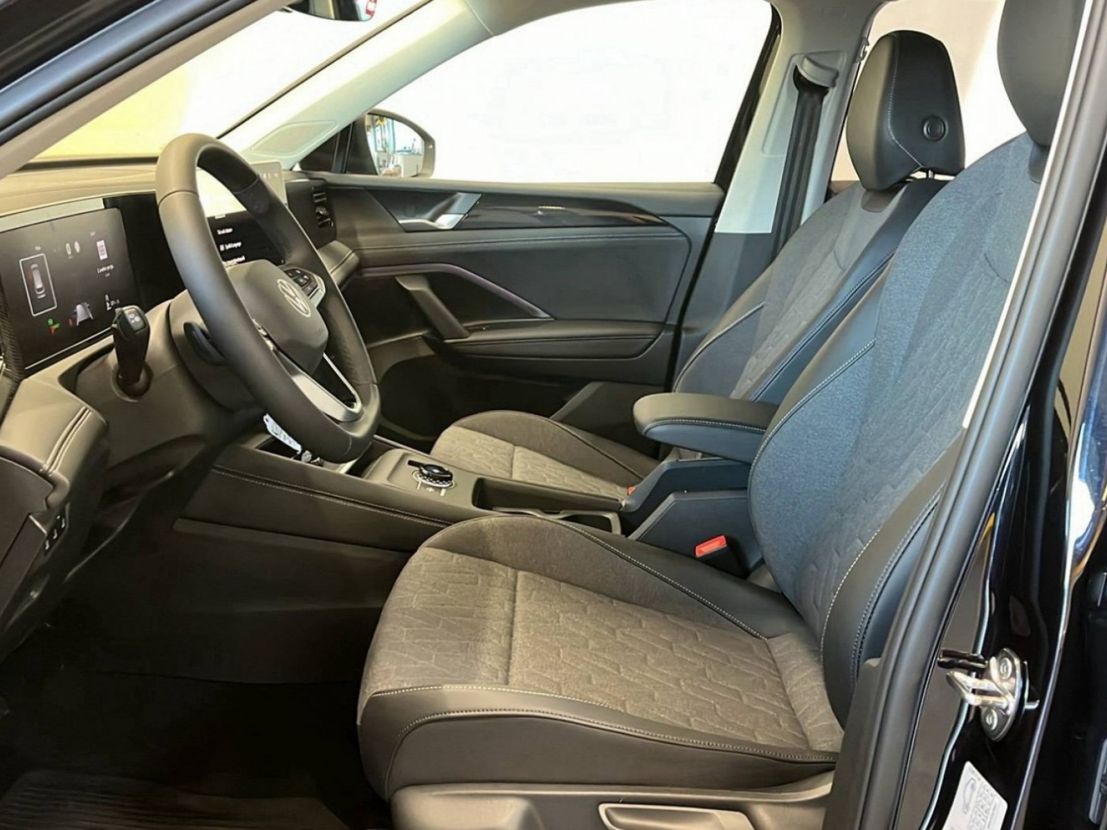 VOLKSWAGEN - TIGUAN - #189861 - 31