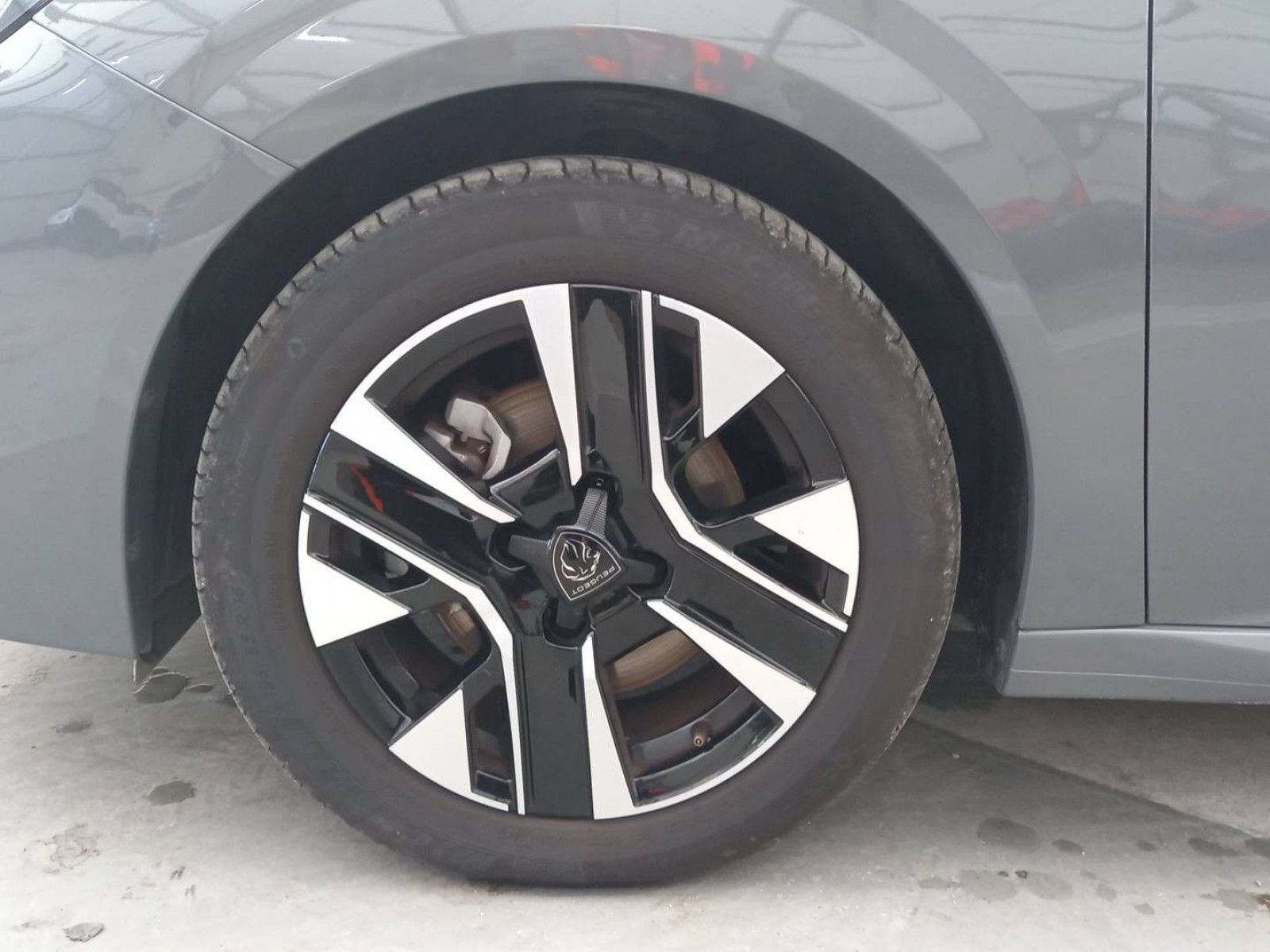 PEUGEOT - 208 - #337303 - 6