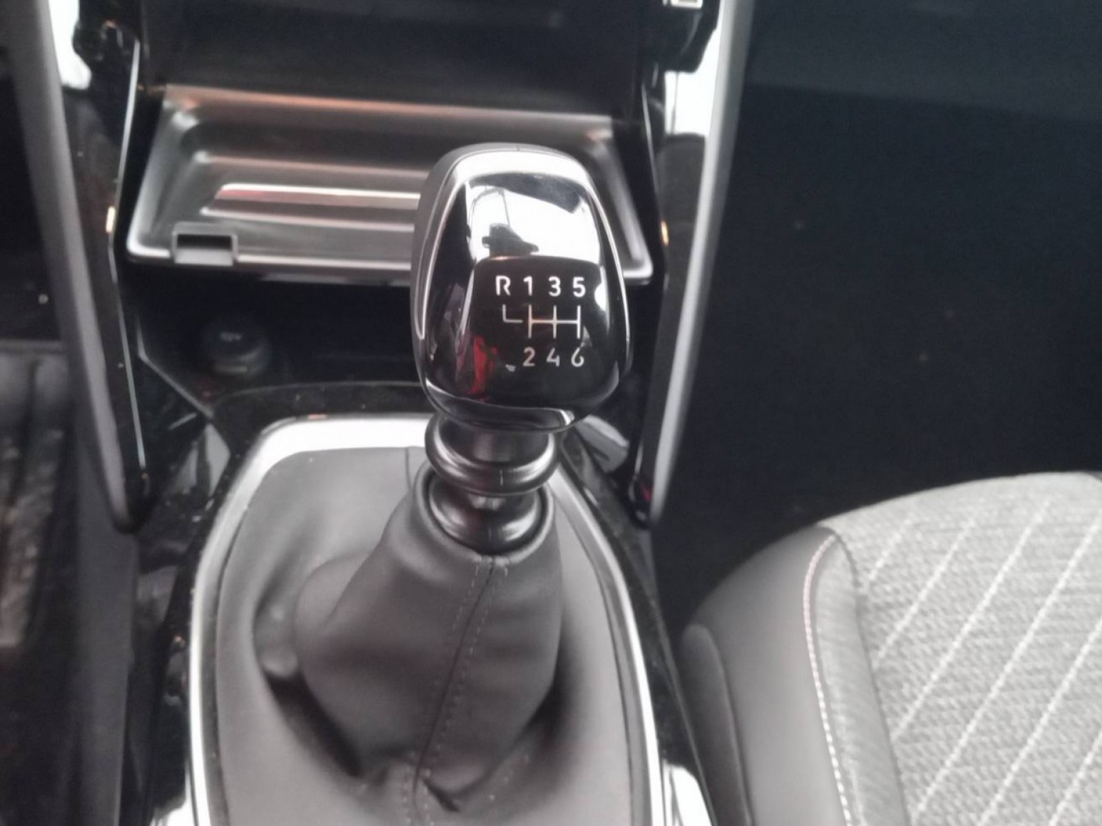 PEUGEOT - 208 - #337296 - 13