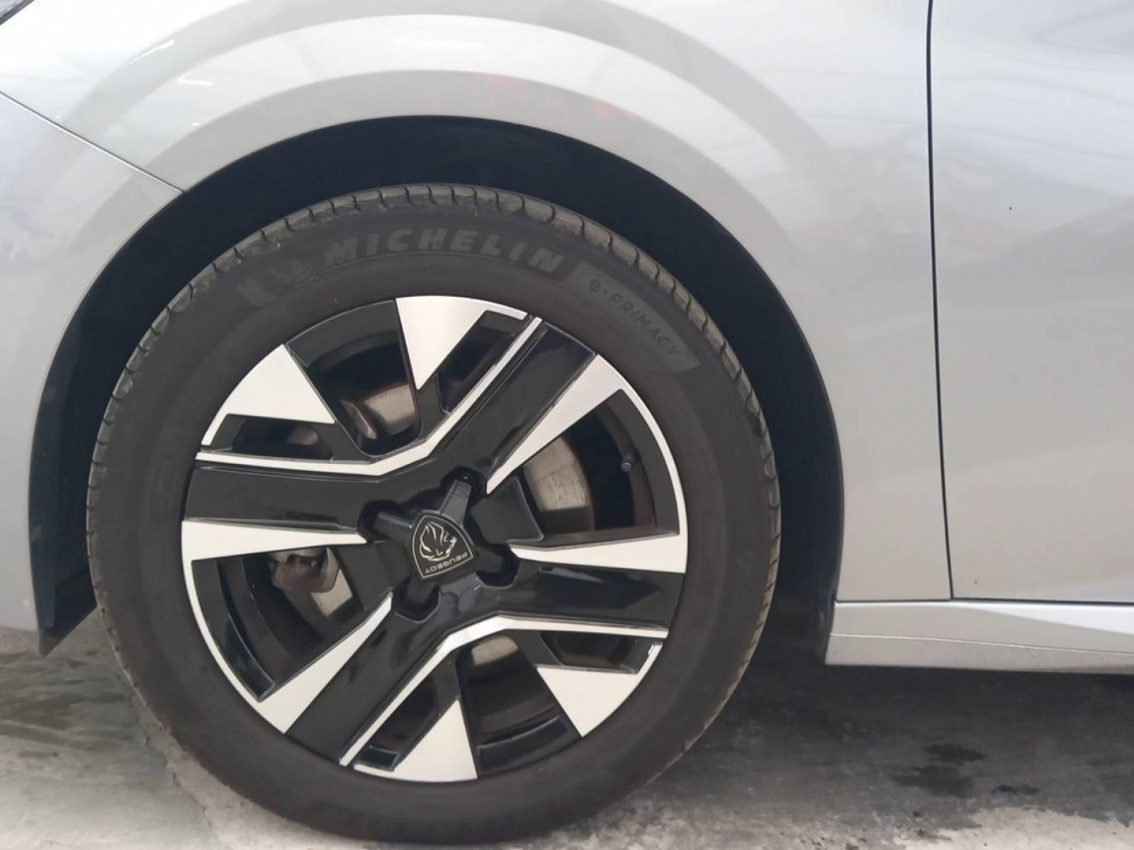 PEUGEOT - 208 - #337299 - 6
