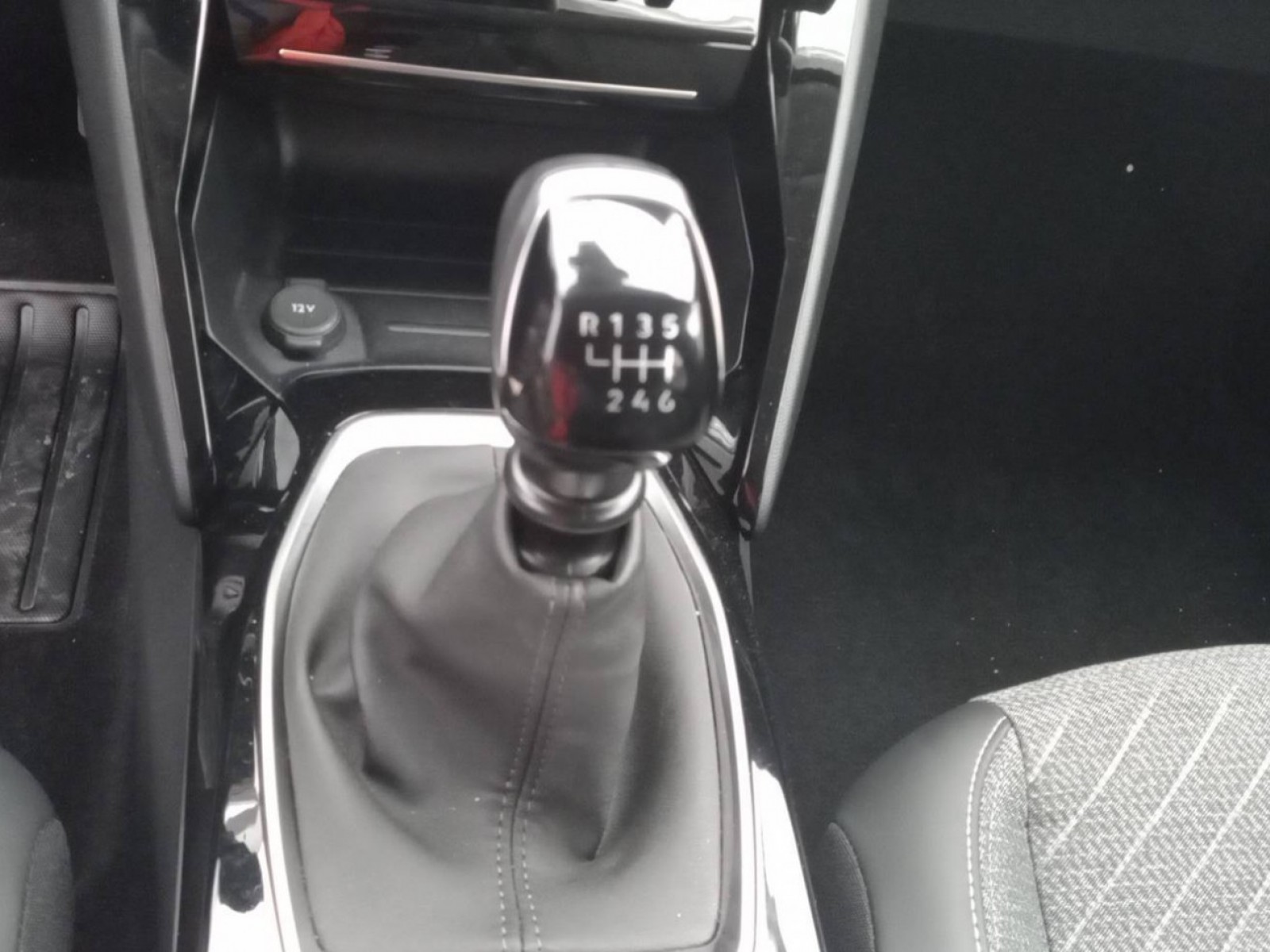 PEUGEOT - 208 - #337331 - 13