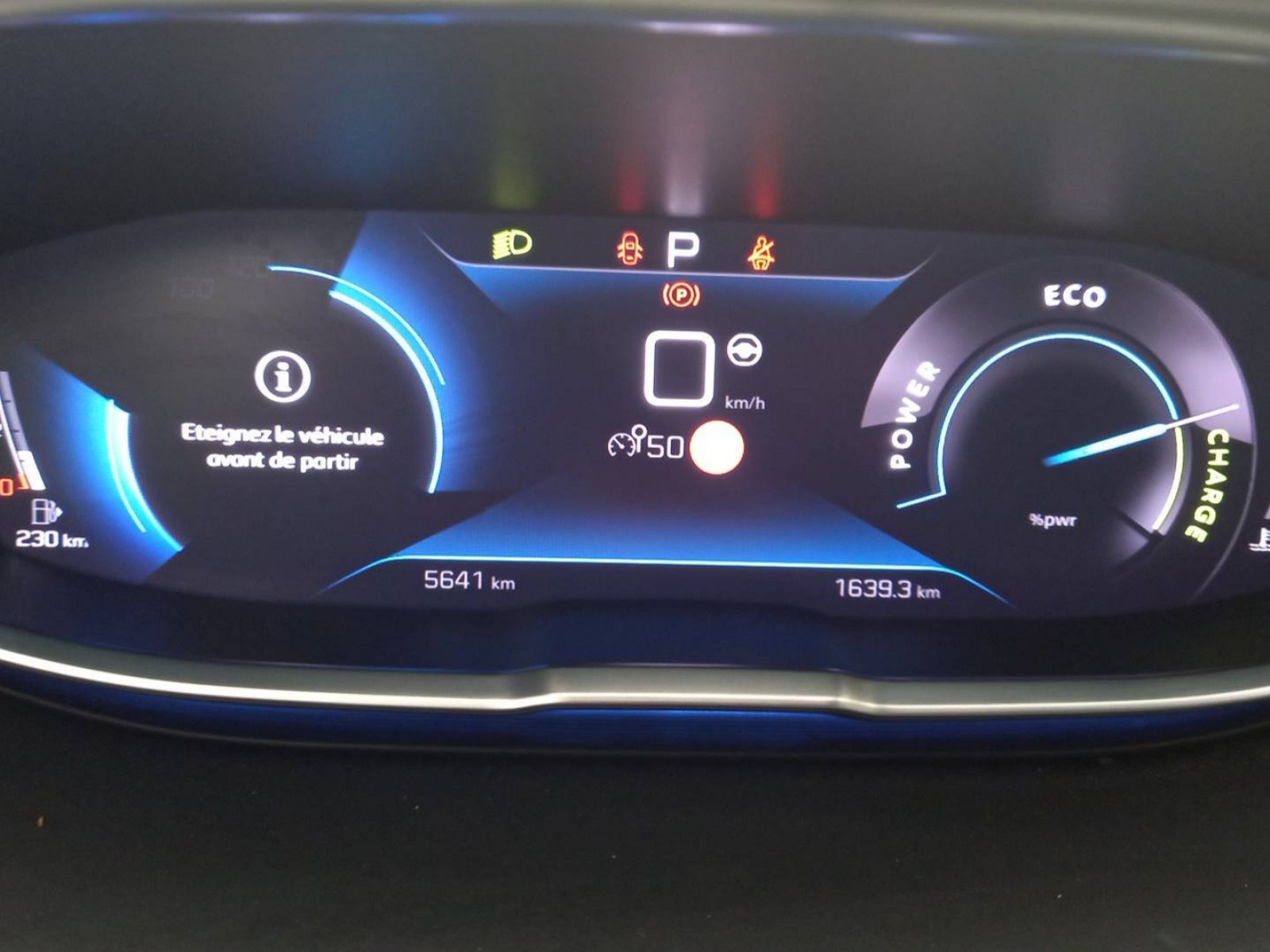 PEUGEOT - 5008 - #333149 - 12