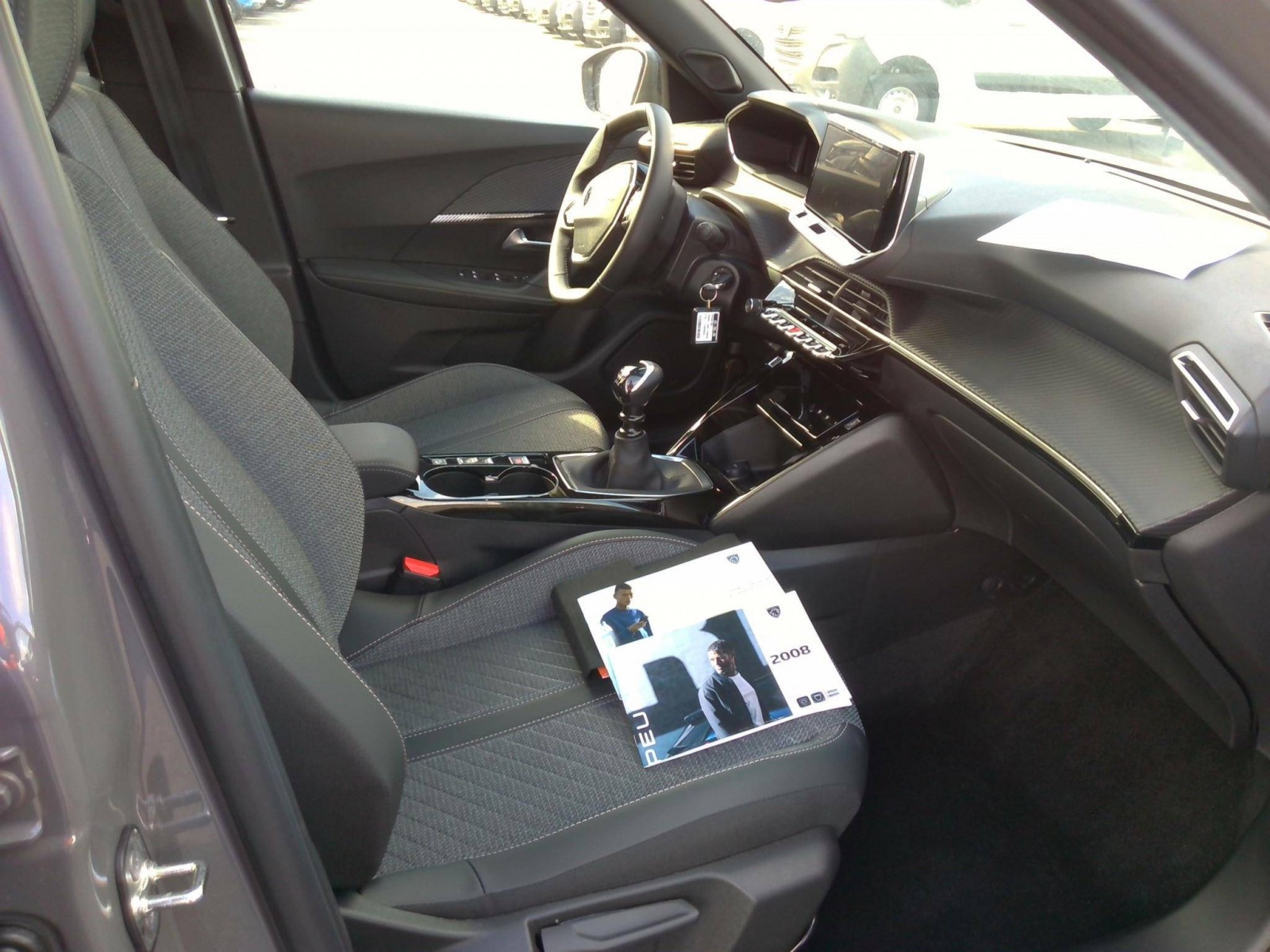 PEUGEOT - 2008 - #384096 - 1