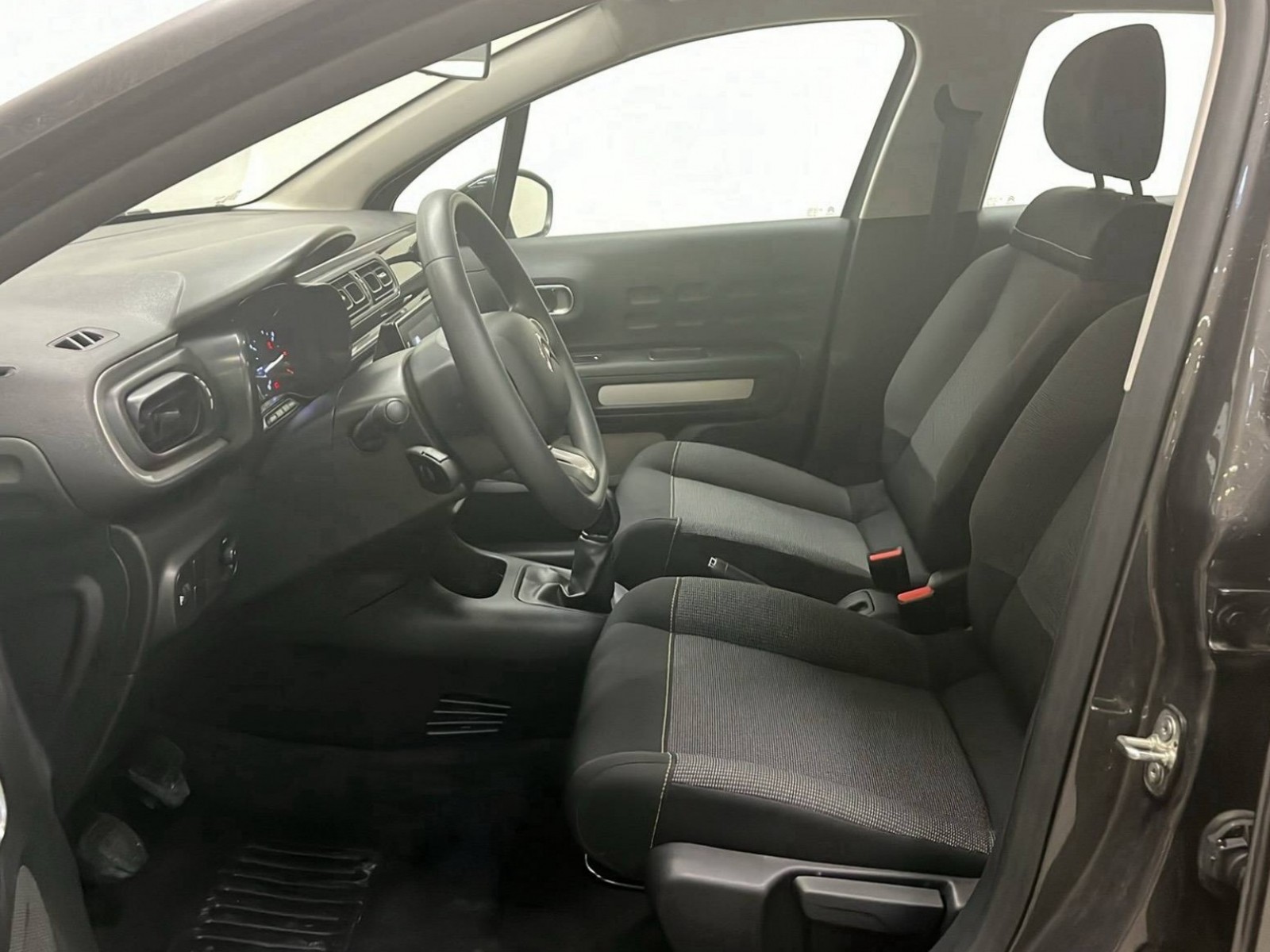 CITROEN - C3 - #384115 - 24