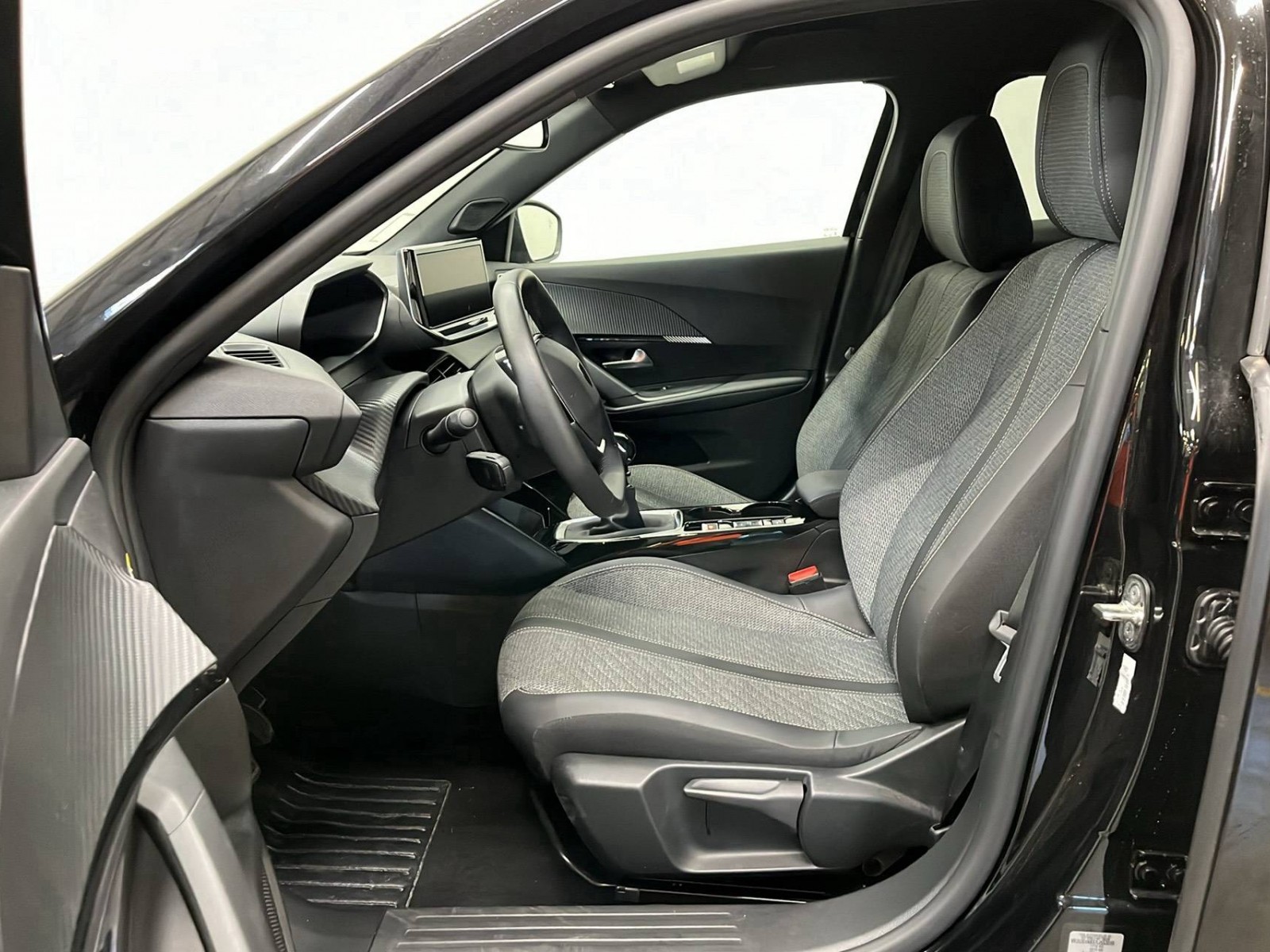 PEUGEOT - 2008 - #337284 - 7
