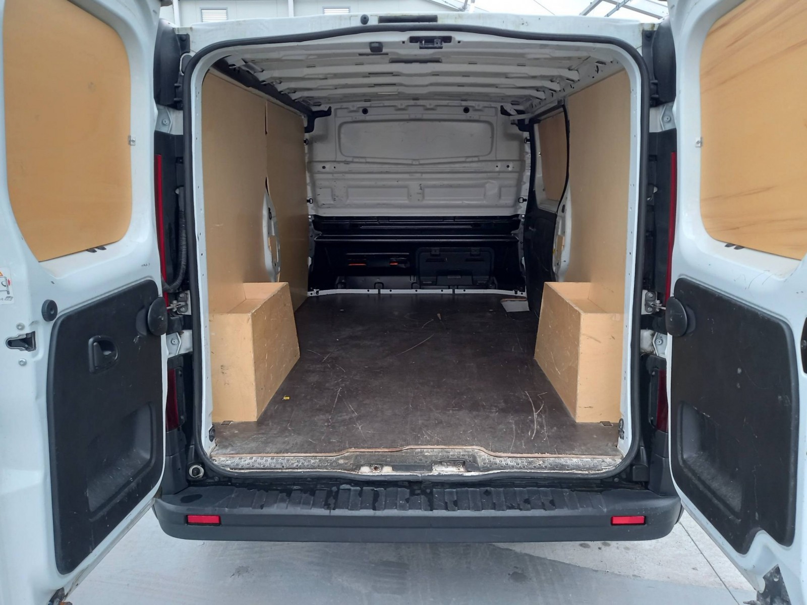RENAULT - TRAFIC FOURGON - #198044 - 34