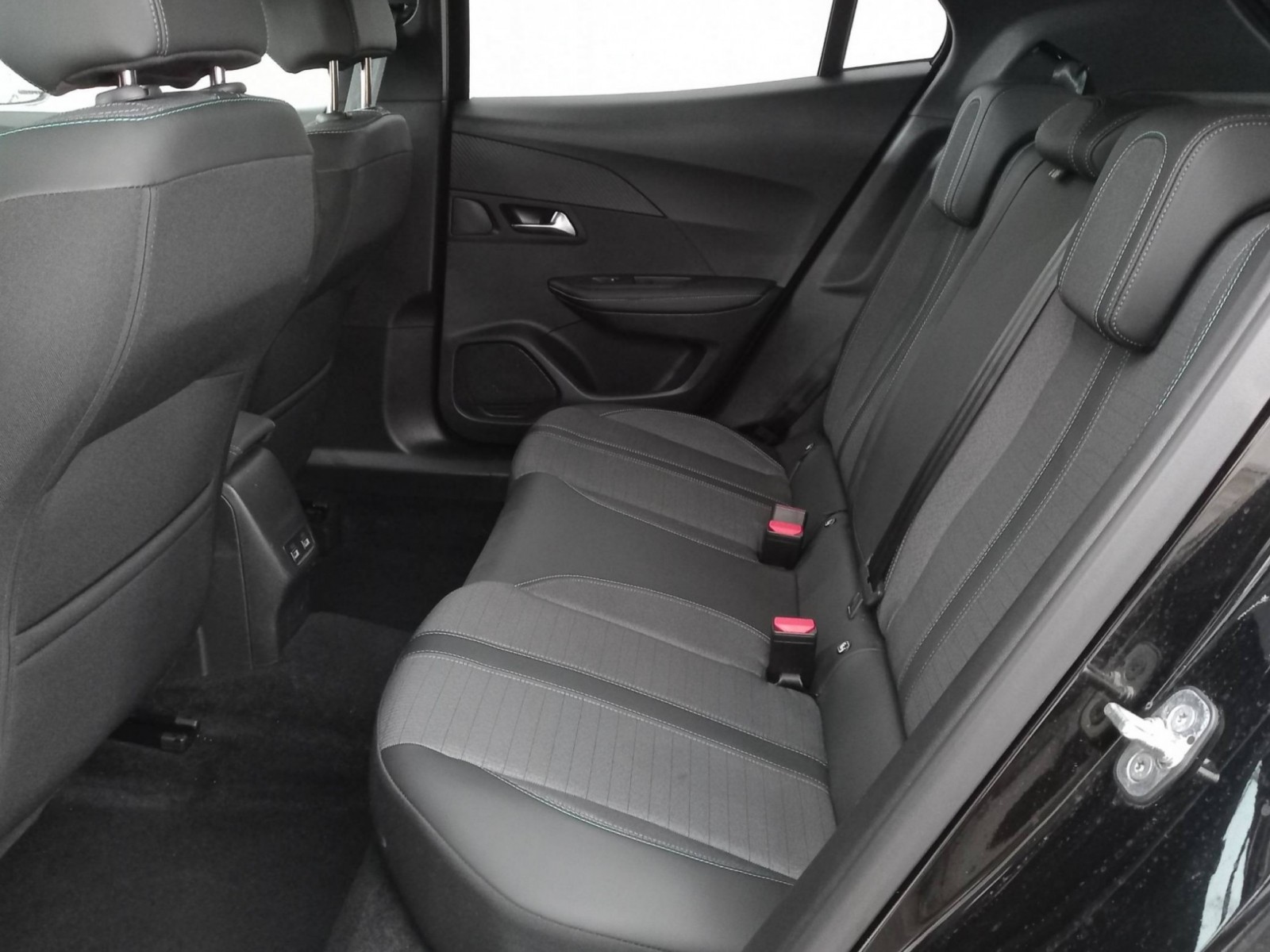 PEUGEOT - 2008 - #197993 - 24