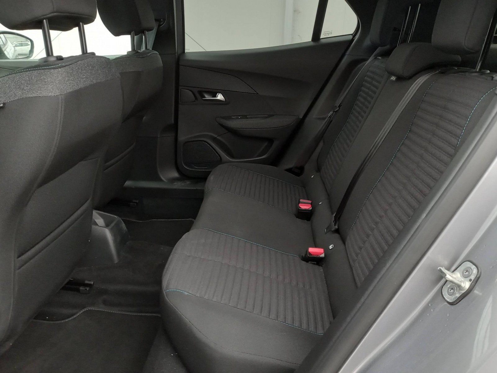 PEUGEOT - 2008 - #191978 - 25