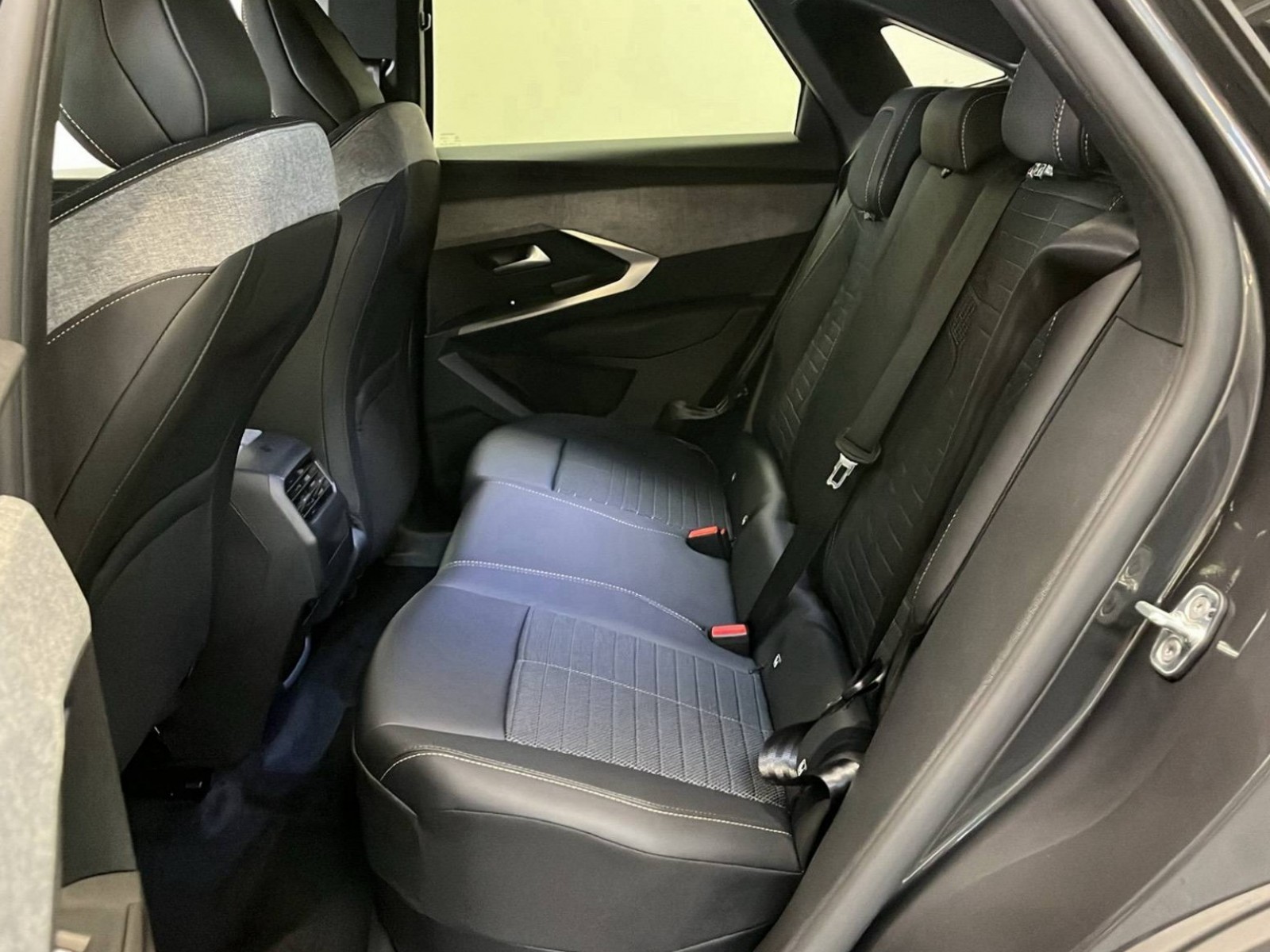 PEUGEOT - 3008 - #305584 - 28