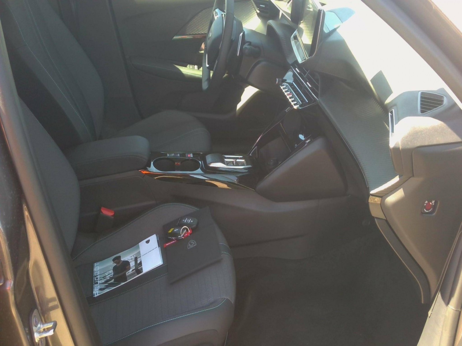 PEUGEOT - 208 - #200665 - 2