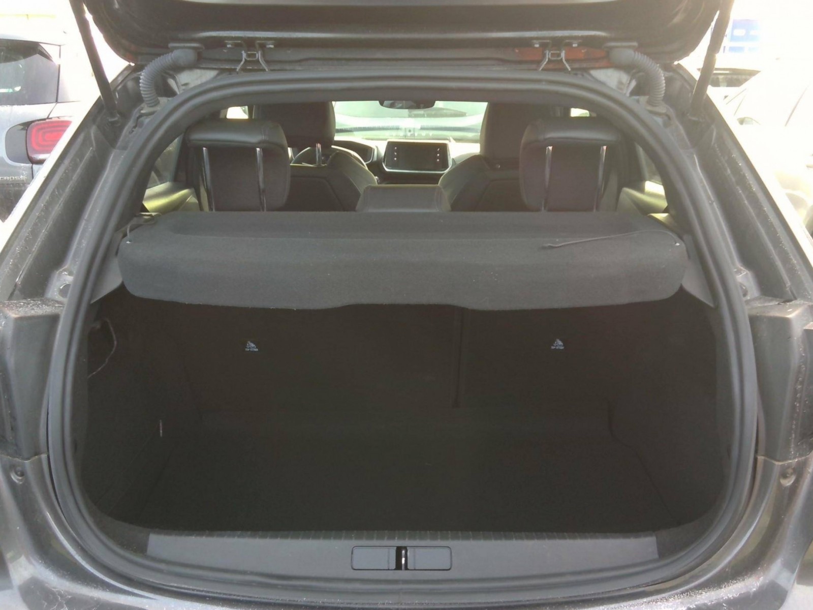 PEUGEOT - 208 - #200717 - 10