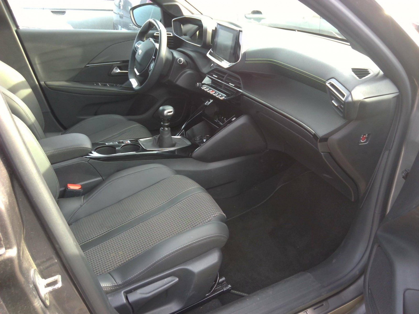 PEUGEOT - 208 - #200717 - 5