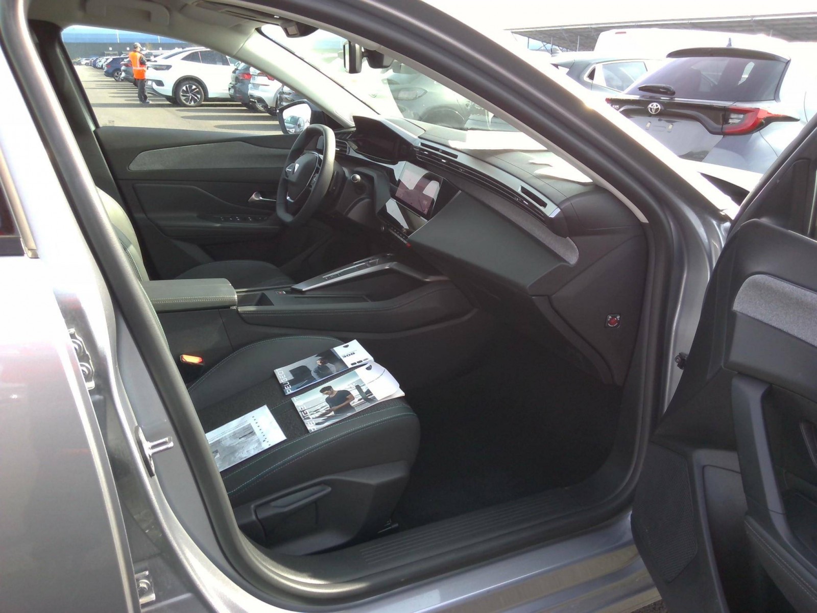 PEUGEOT - 308 SW - #200792 - 4
