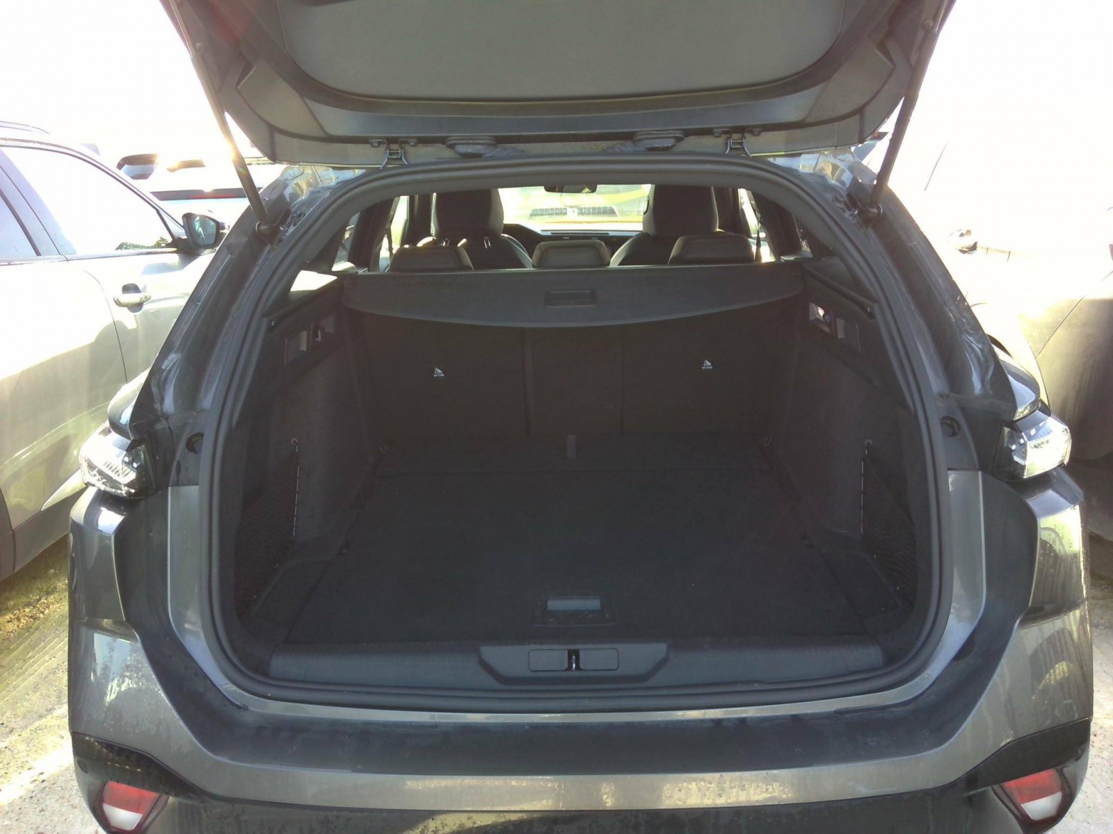 PEUGEOT - 308 SW - #200841 - 5