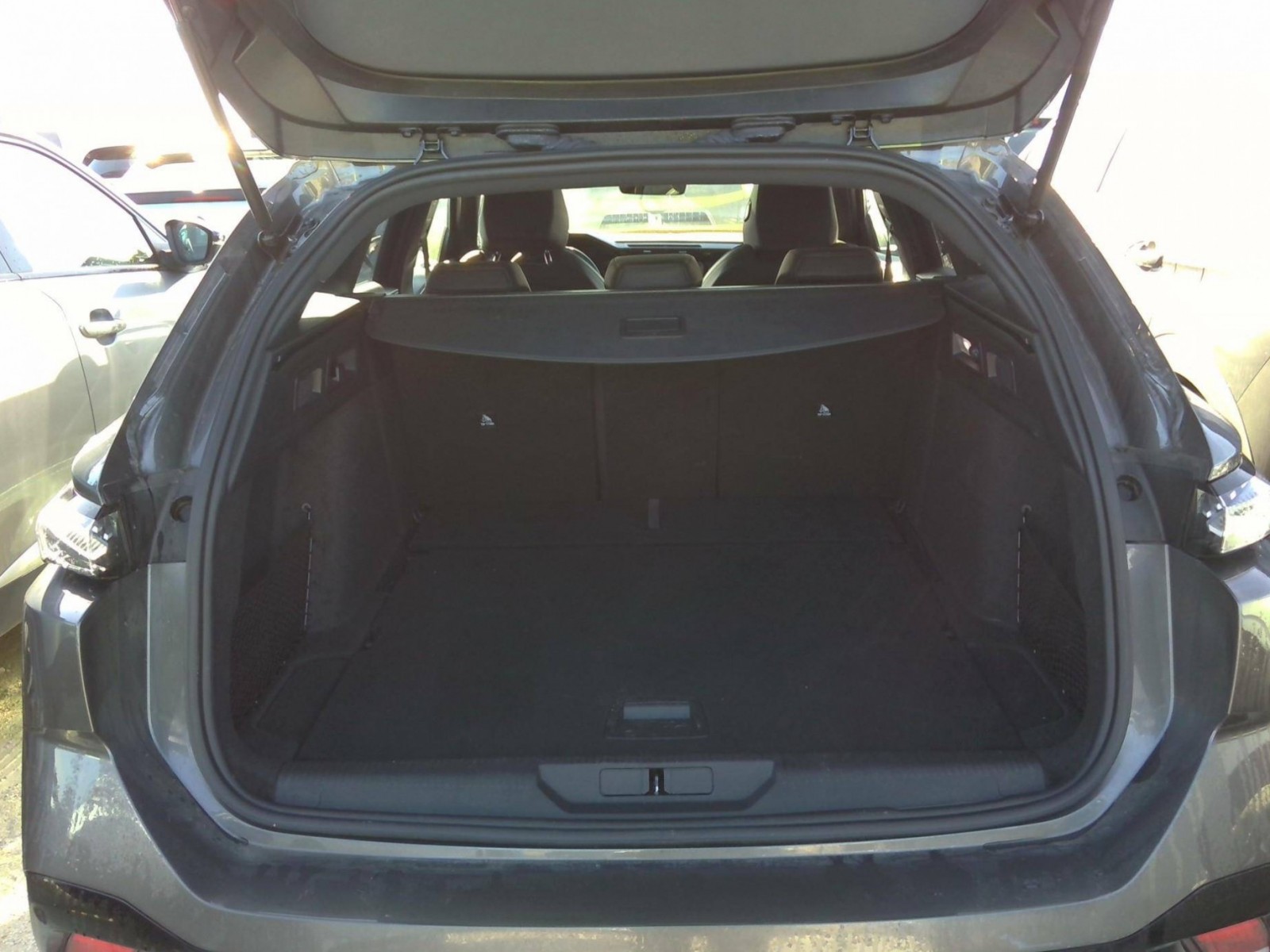PEUGEOT - 308 SW - #200841 - 14