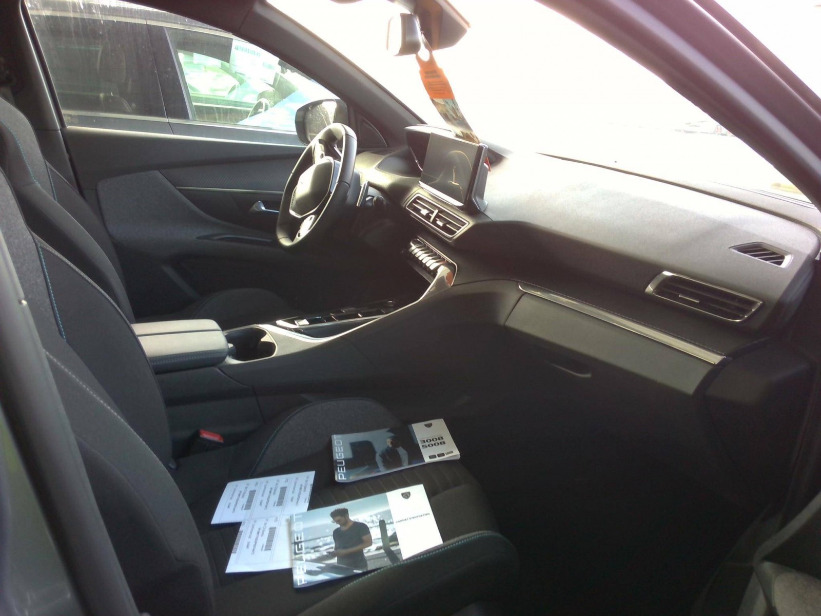 PEUGEOT - 5008 - #200846 - 3