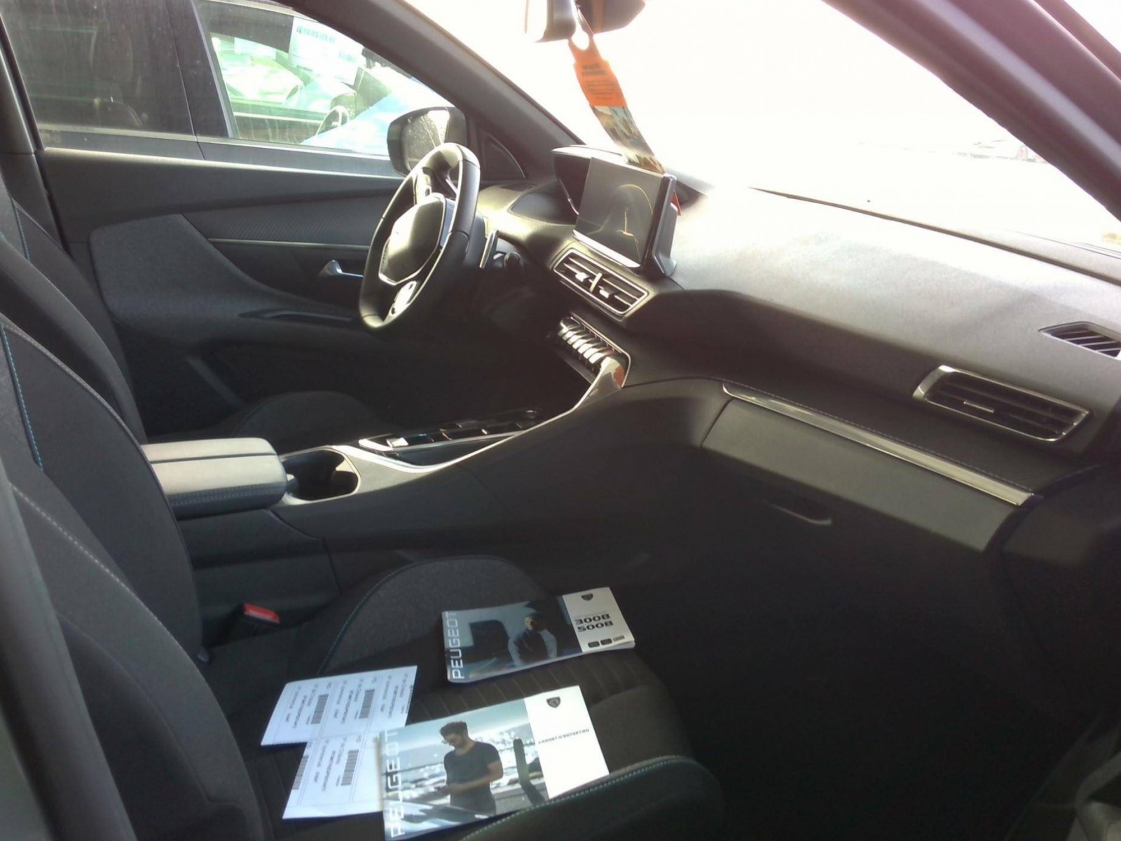 PEUGEOT - 5008 - #200846 - 10