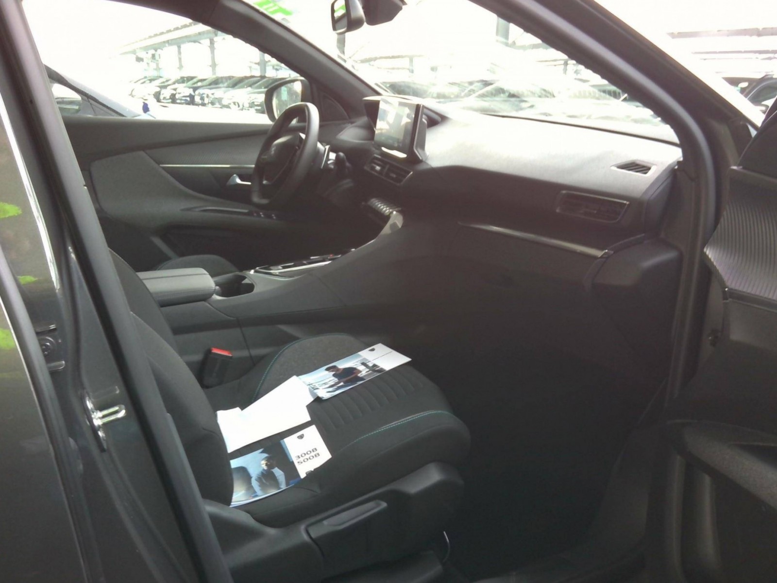 PEUGEOT - 5008 - #200848 - 11