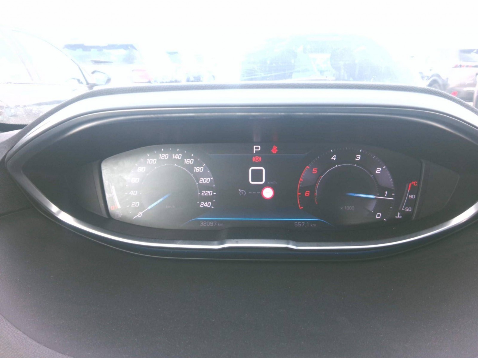PEUGEOT - 5008 - #200849 - 2