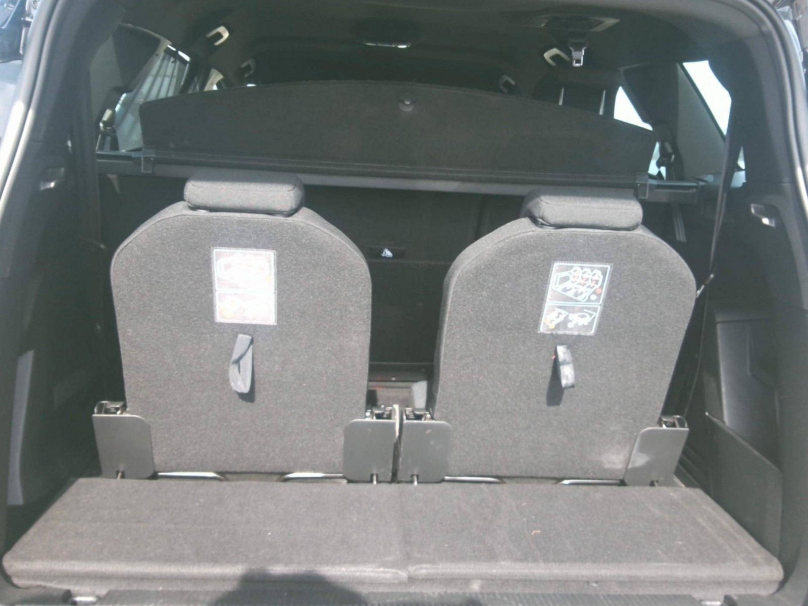 PEUGEOT - 5008 - #200849 - 11