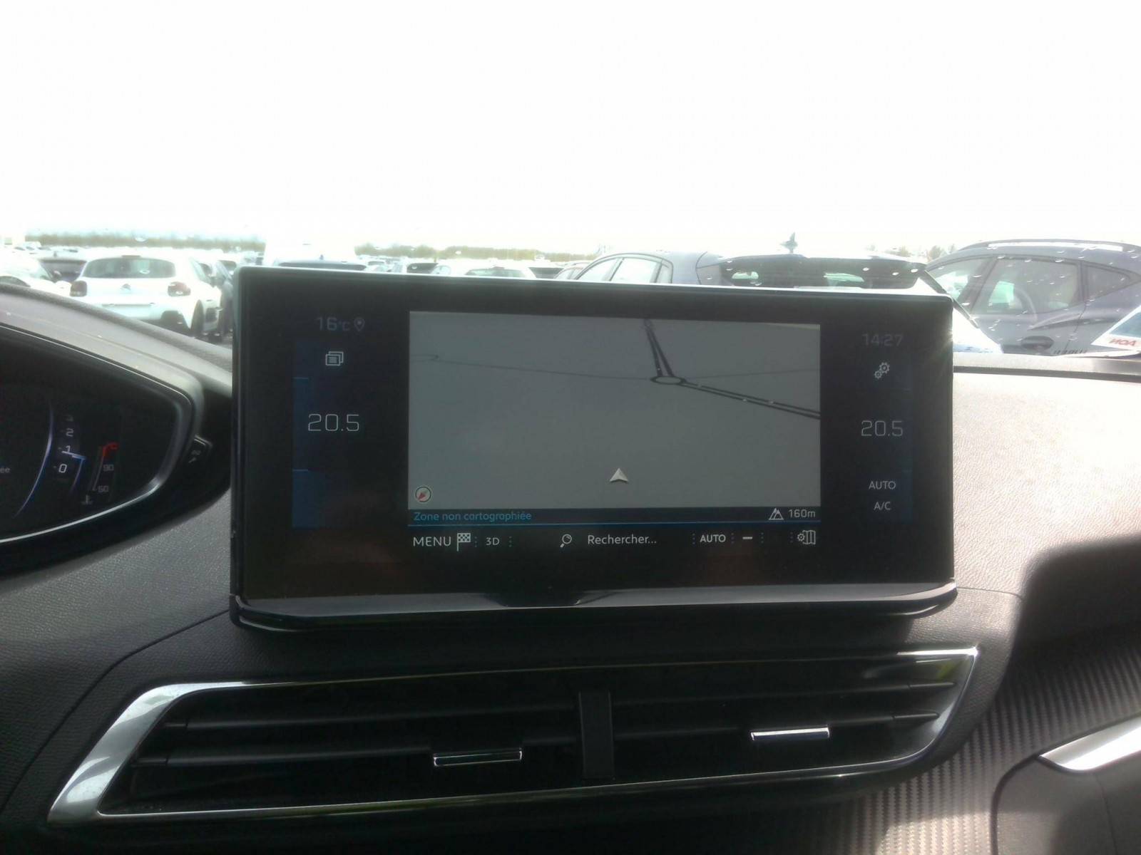 PEUGEOT - 5008 - #200850 - 6