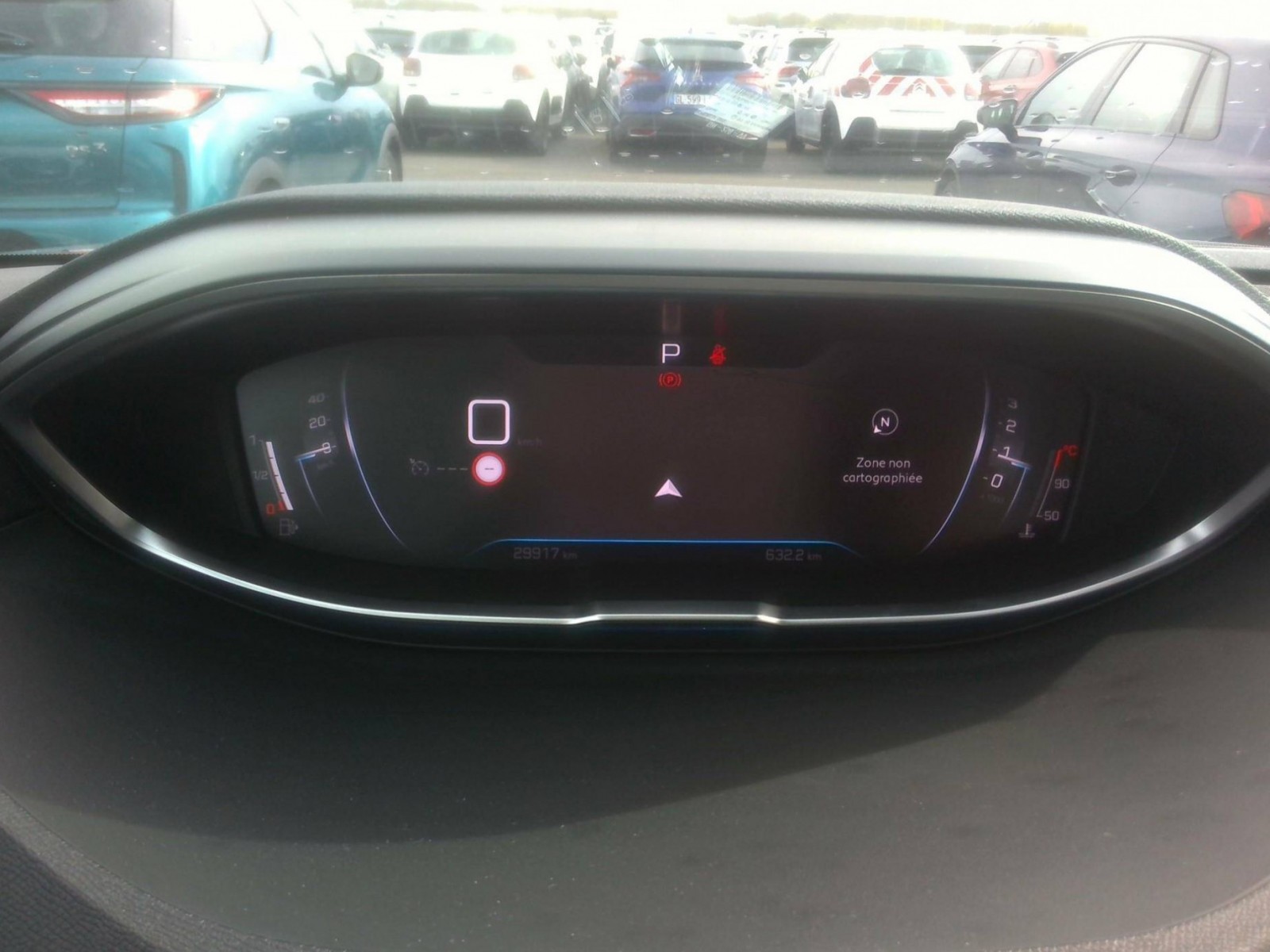 PEUGEOT - 5008 - #200850 - 12