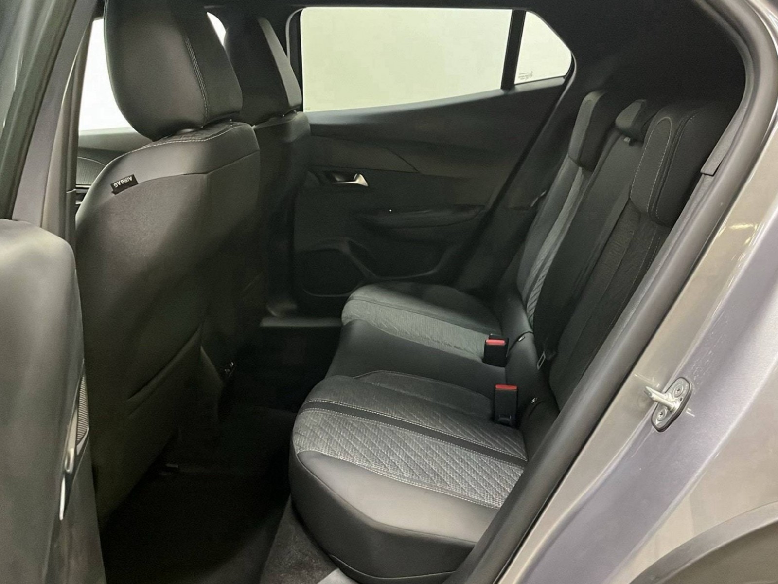 PEUGEOT - 2008 - #337286 - 25